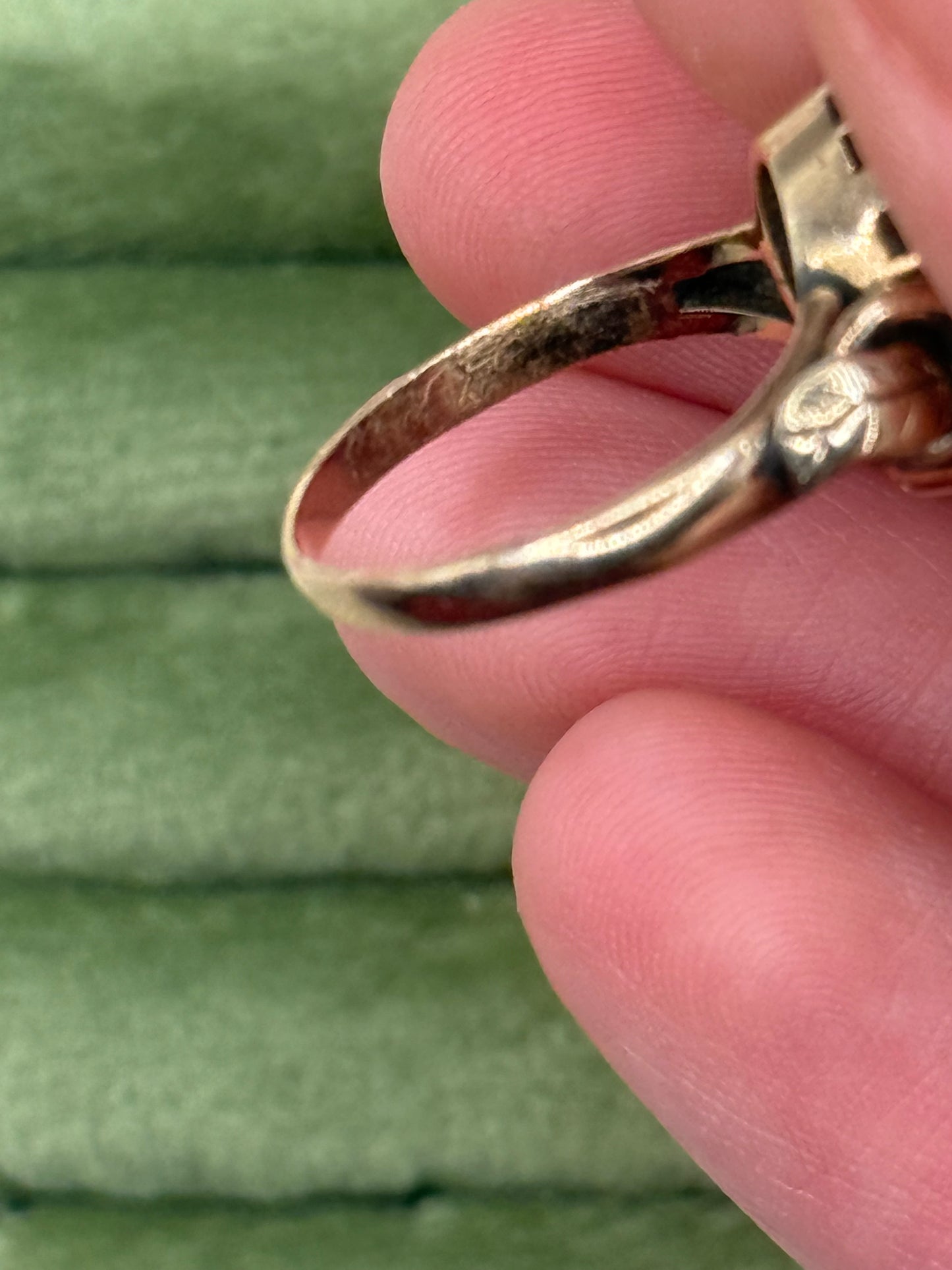 Vintage 10k Gold Cabochon Cut Opal Ring Size 6.5