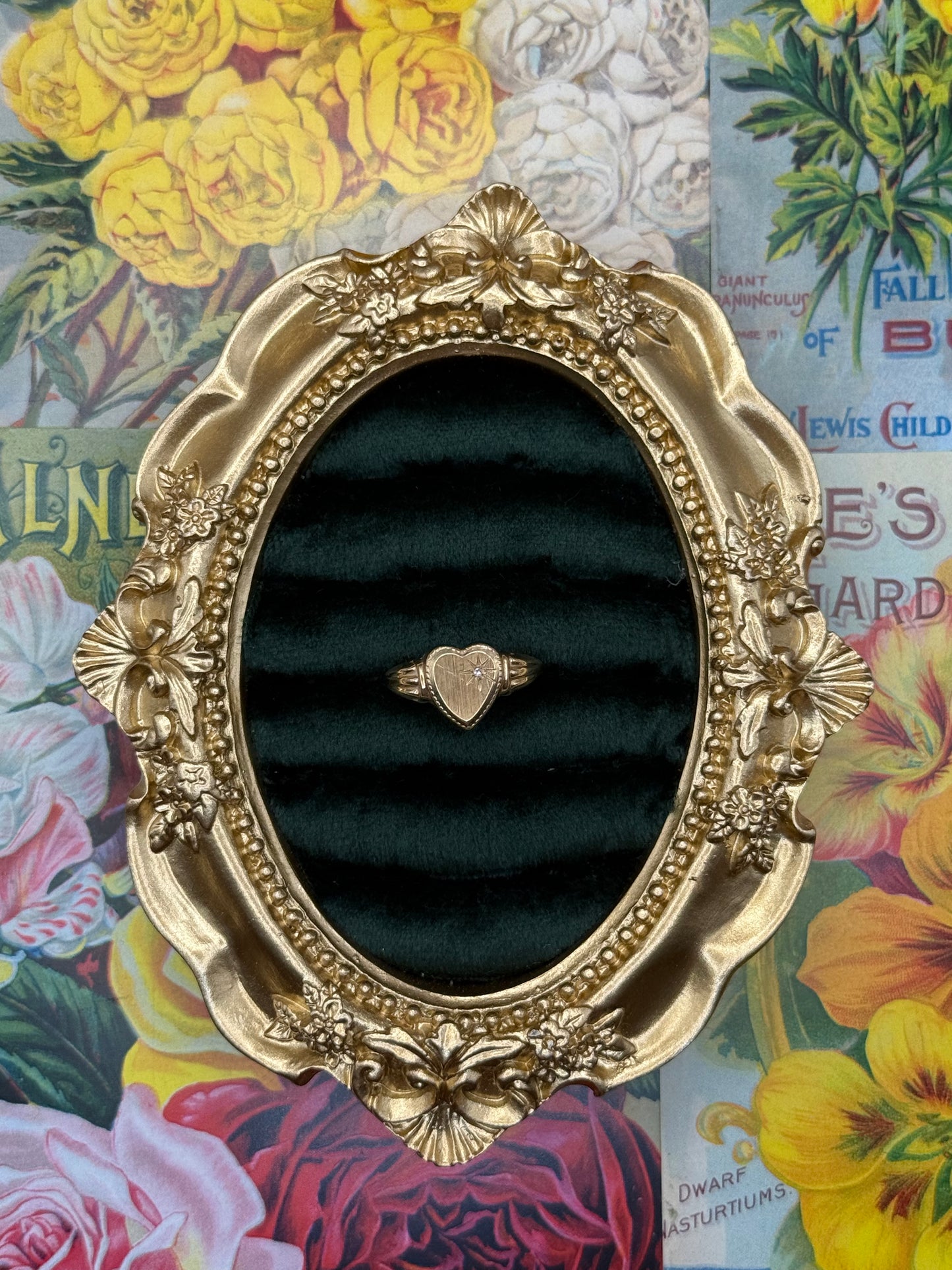 10k Gold Heart Signet Ring Size 6