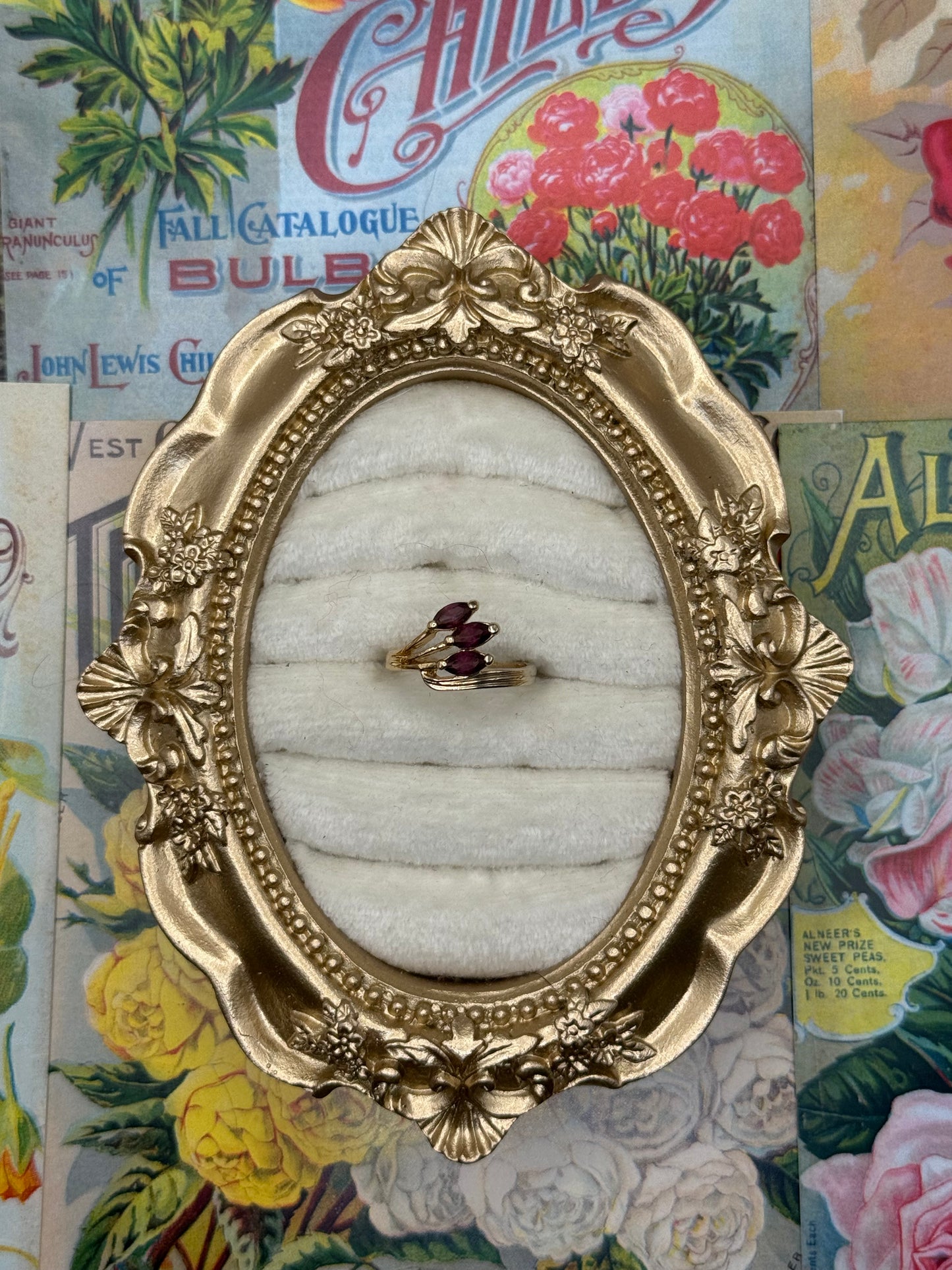 Vintage Gold Tone Three Stone Ring Size 5