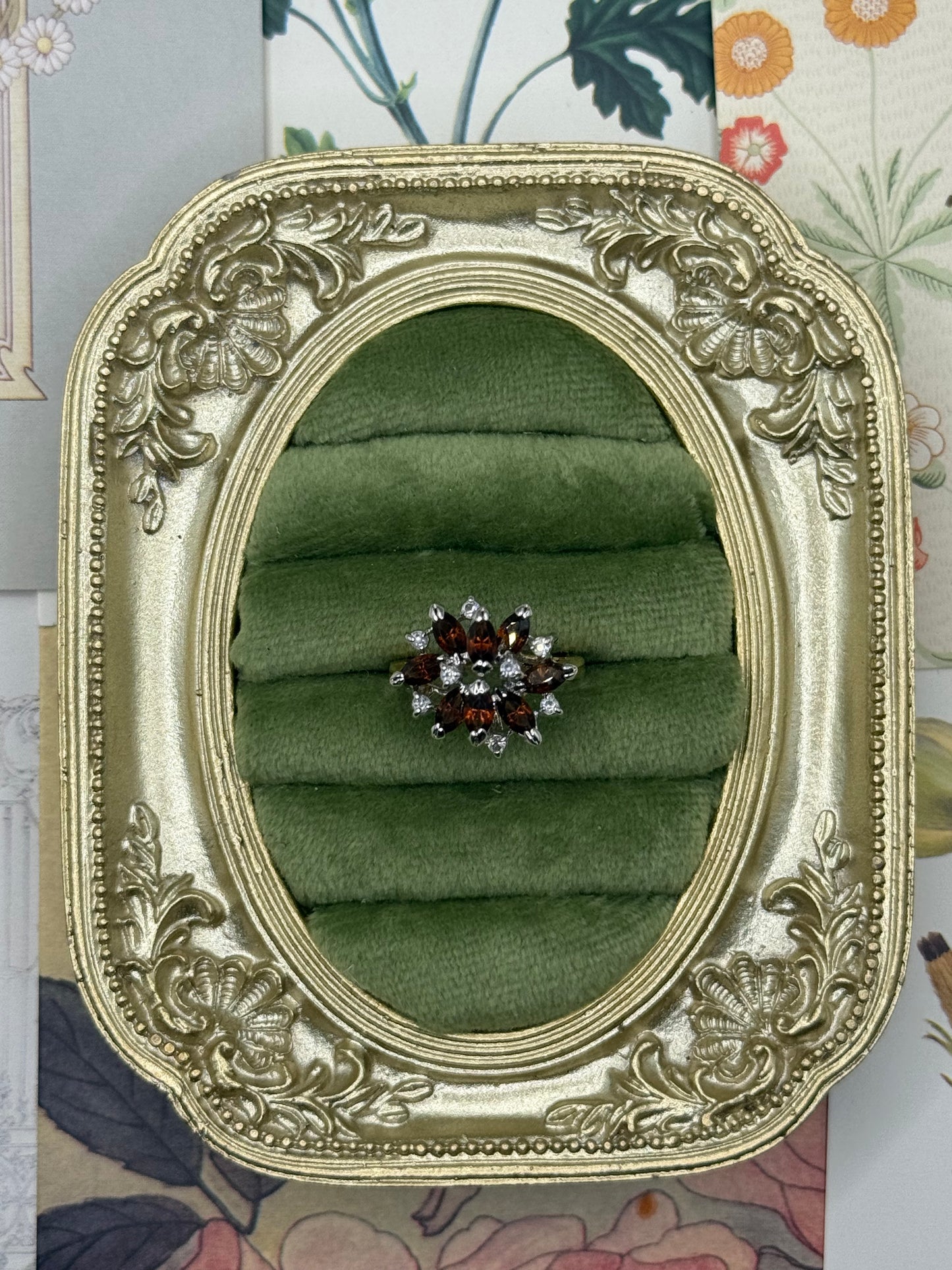 Vintage Gold Tone Old Stock Gemstone Ring Size 6