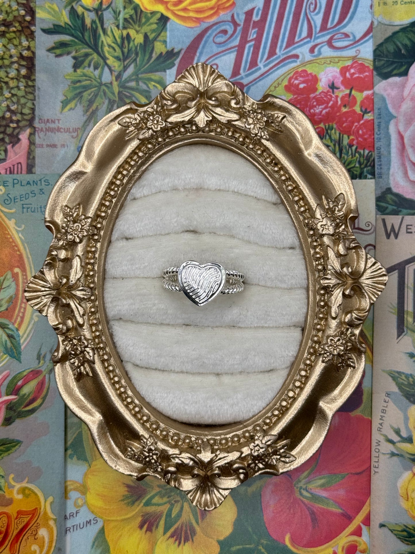 Vintage Silver Tone Heart Ring Size 7