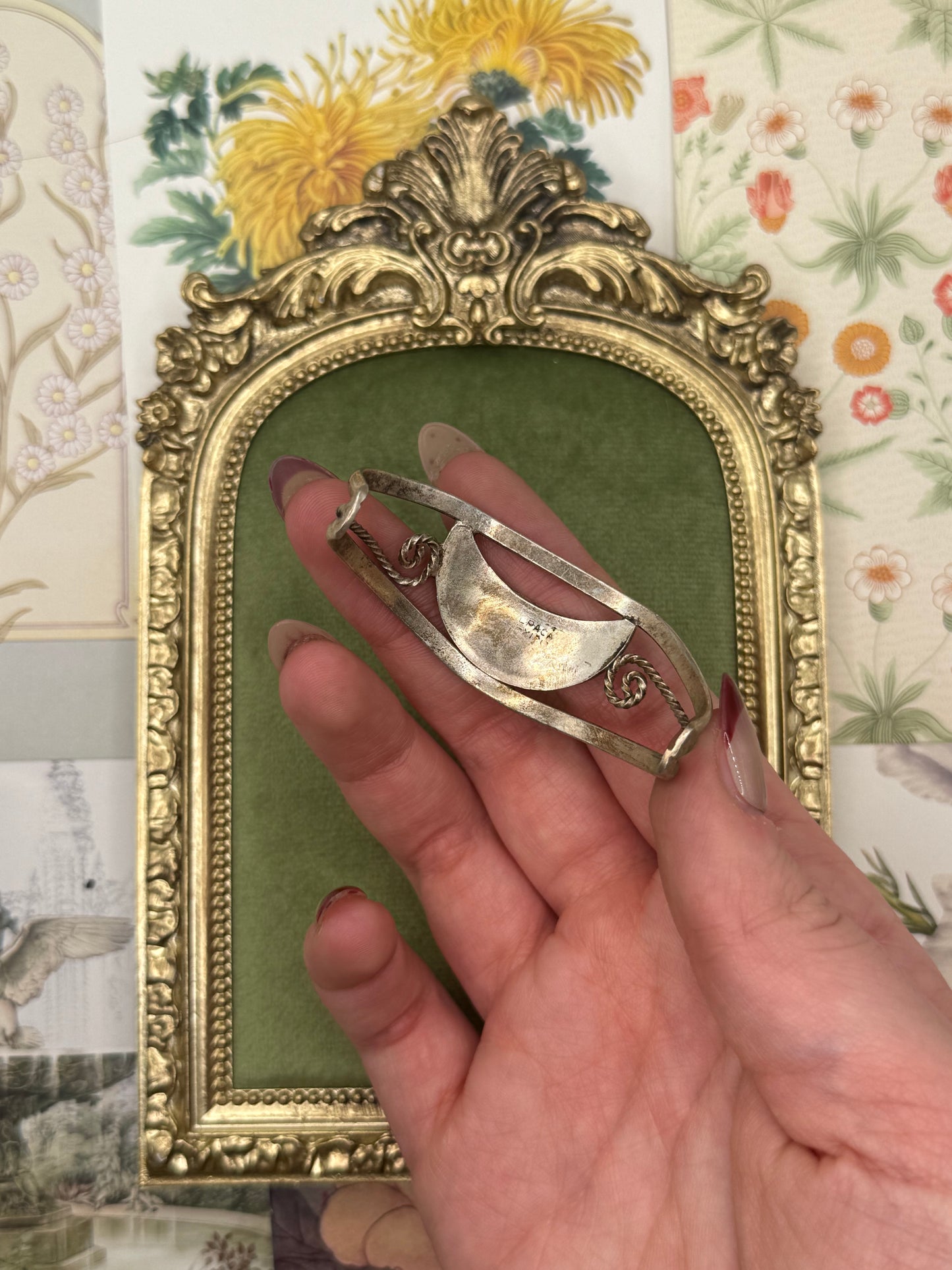 Vintage Silver Tone Abalone Inlay Child’s Bracelet