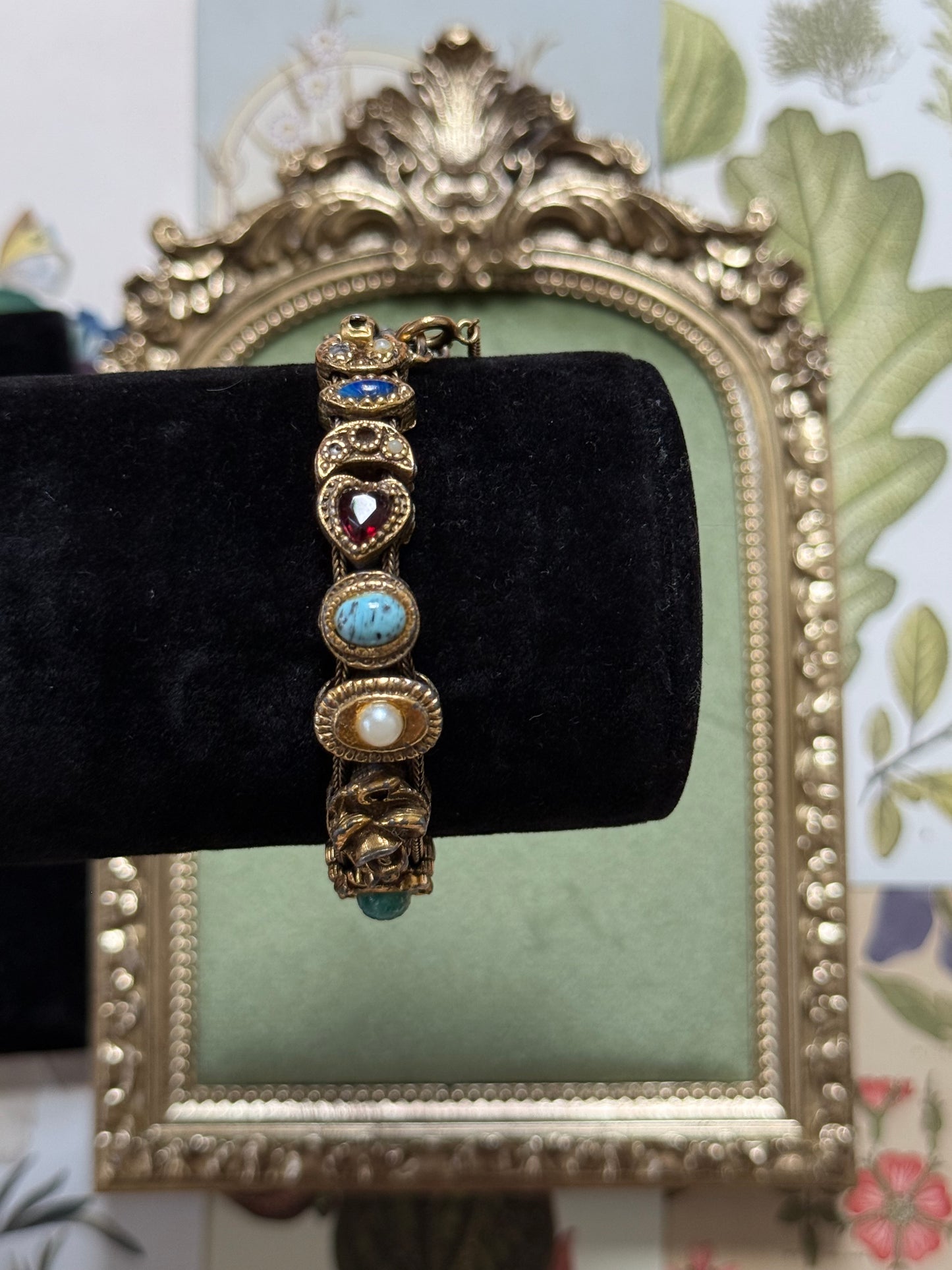 Vintage Gold Tone Goldette Slide Charm Bracelet