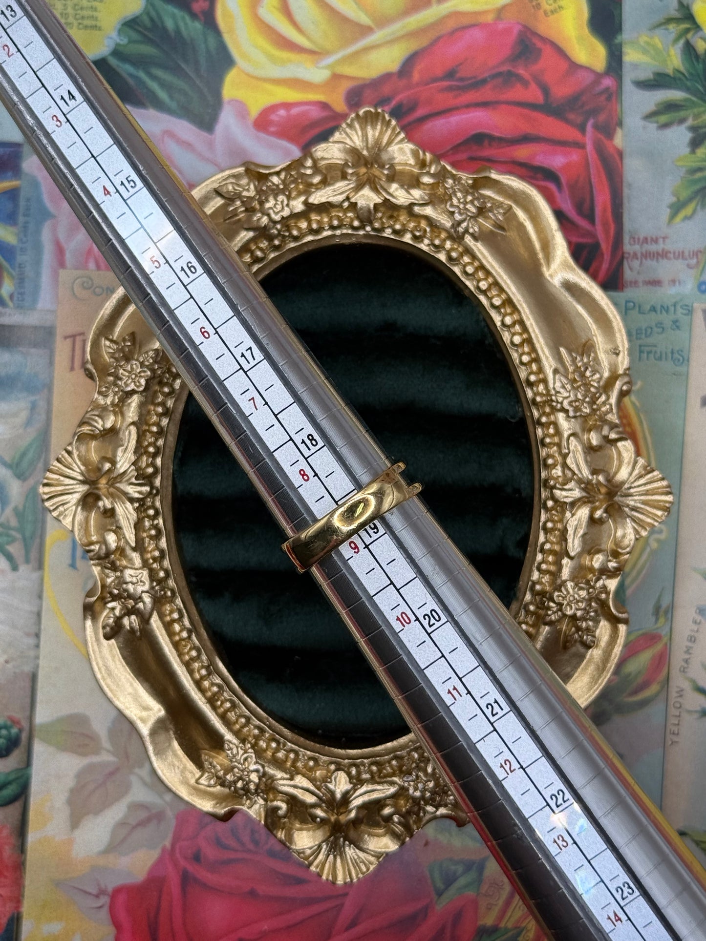 Vintage Gold Tone Ring Jacket Size 8.75
