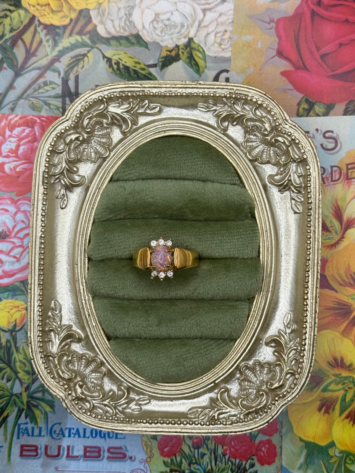 Vintage Gold Tone Avon Faux Opal Ring Size 7