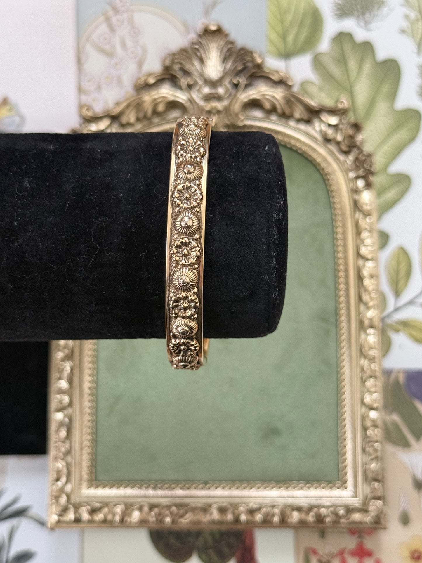 Vintage Gold Tone Floral Hinge Cuff Bracelet