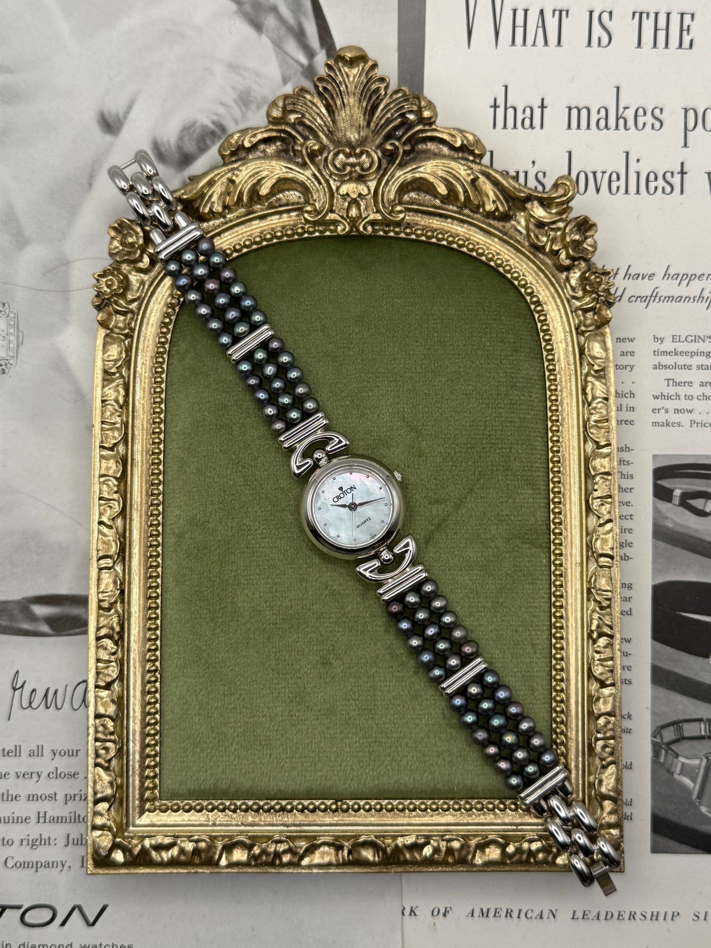 Working Vintage Silver Tone Black Pearl Watch