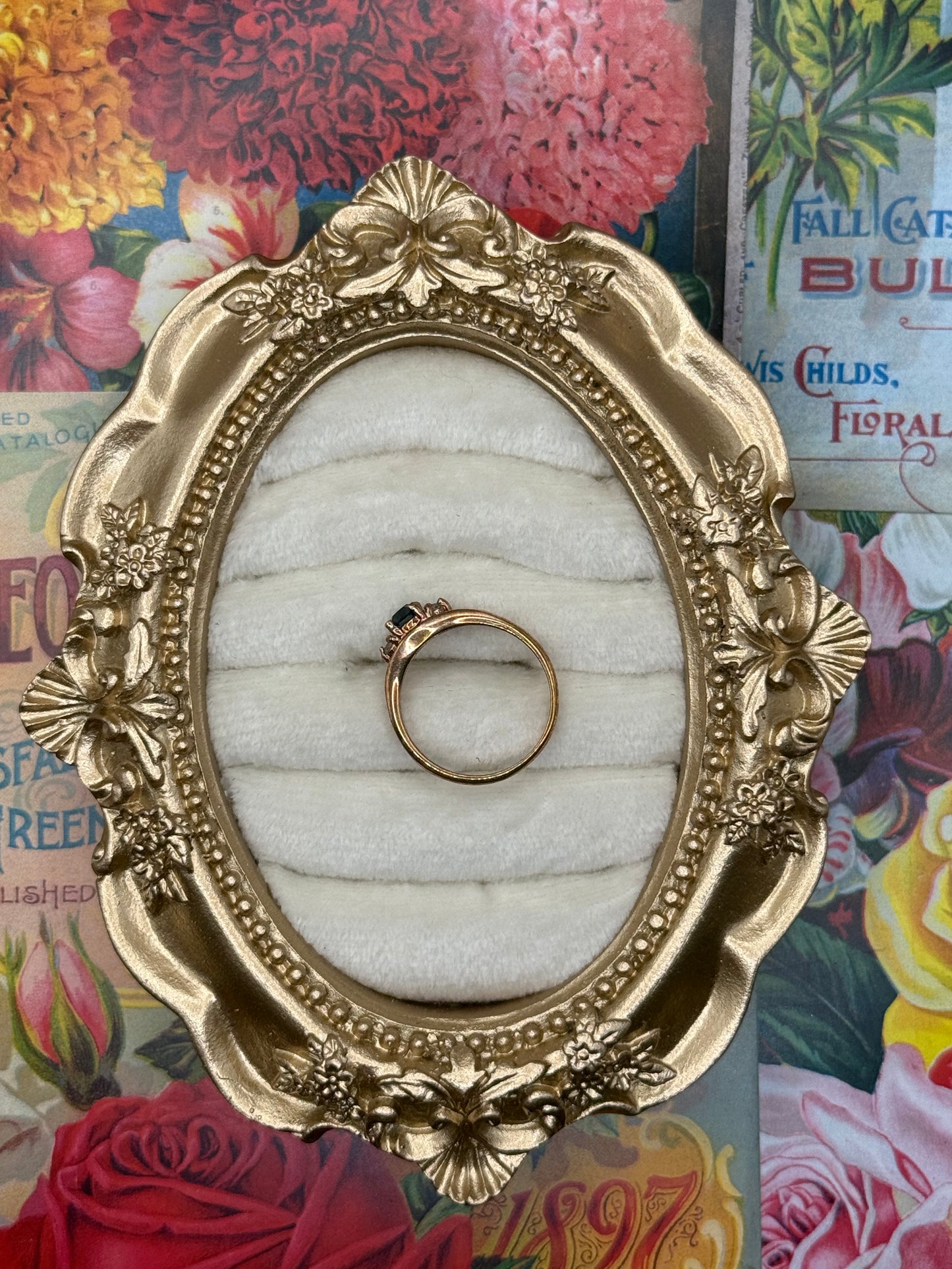 Vintage Gold Tone Dainty Ring Size 6