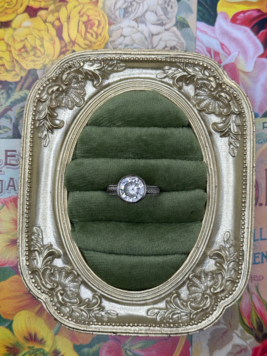 Vintage Silver Tone Bezel Ring Size 6