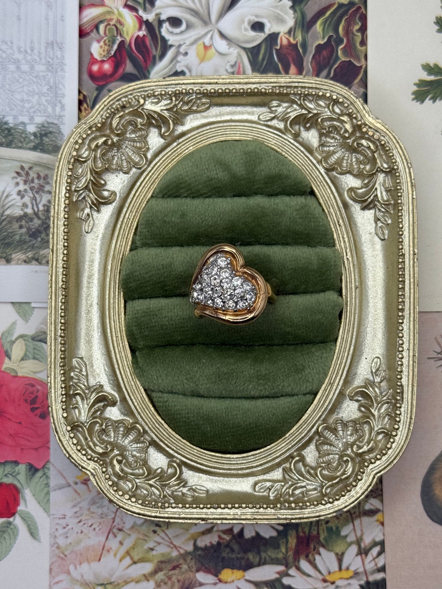Vintage Gold Tone Old Stock Gemstone Ring Size 6.5
