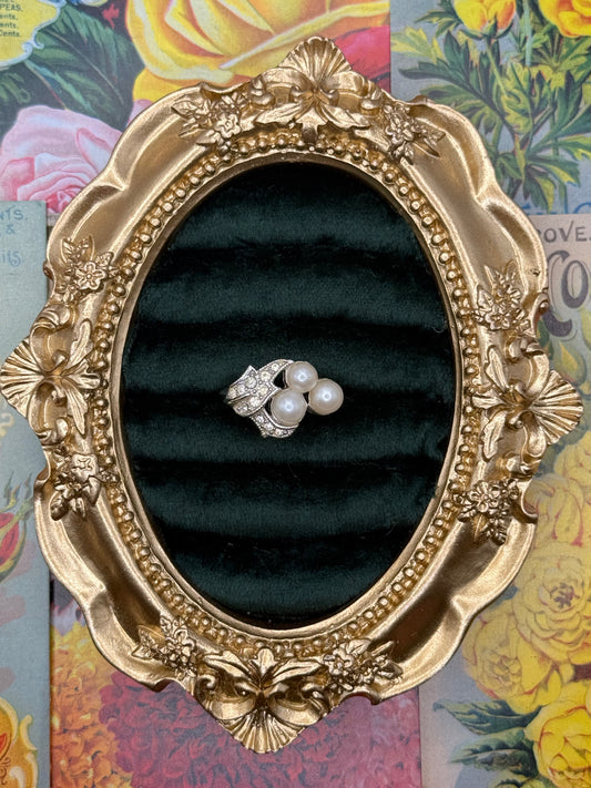 Vintage Silver Tone Avon Pearl Ring Size 4