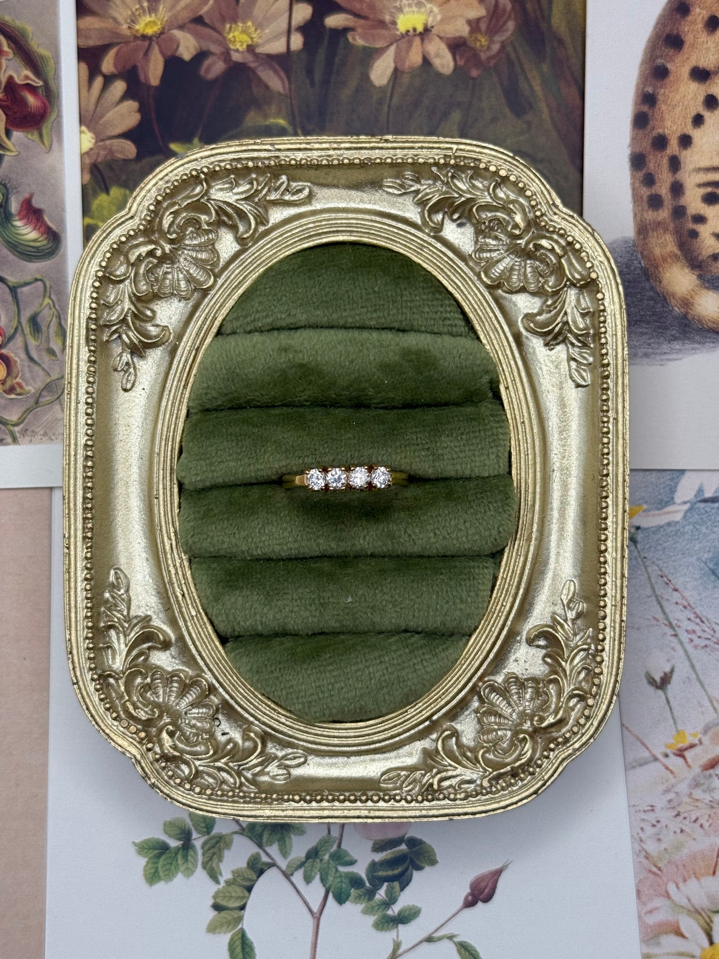 Vintage Gold Tone Dainty Ring Size 8
