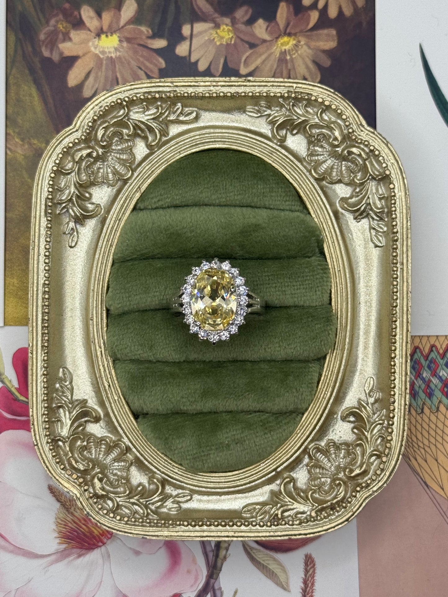 Vintage Silver Tone Old Stock Gemstone Ring Size 10