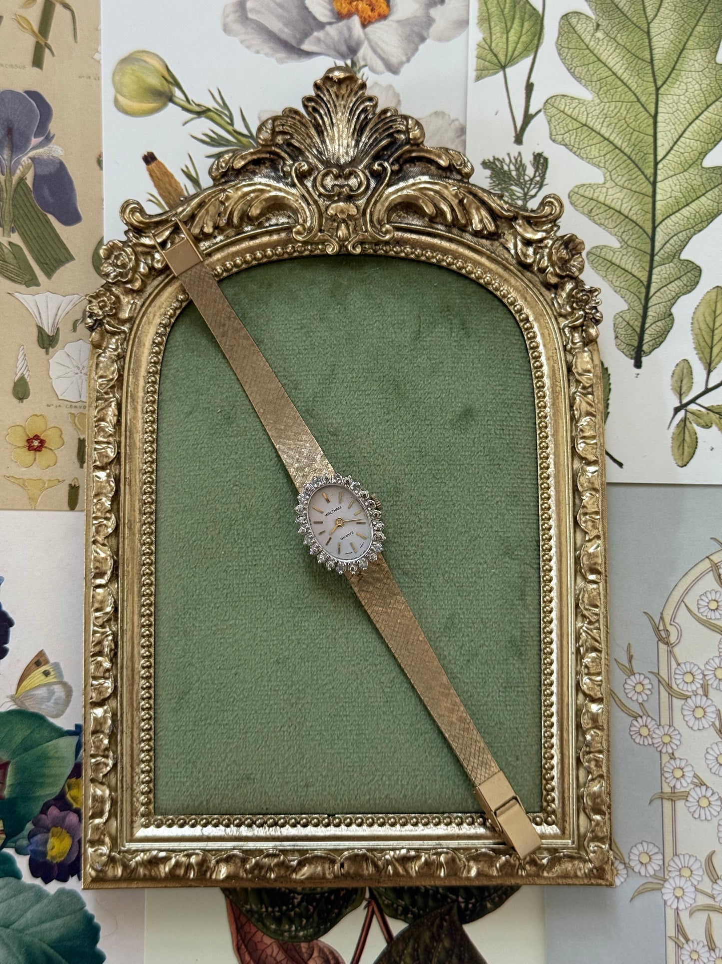 Working Vintage Diamond Bezel Watch