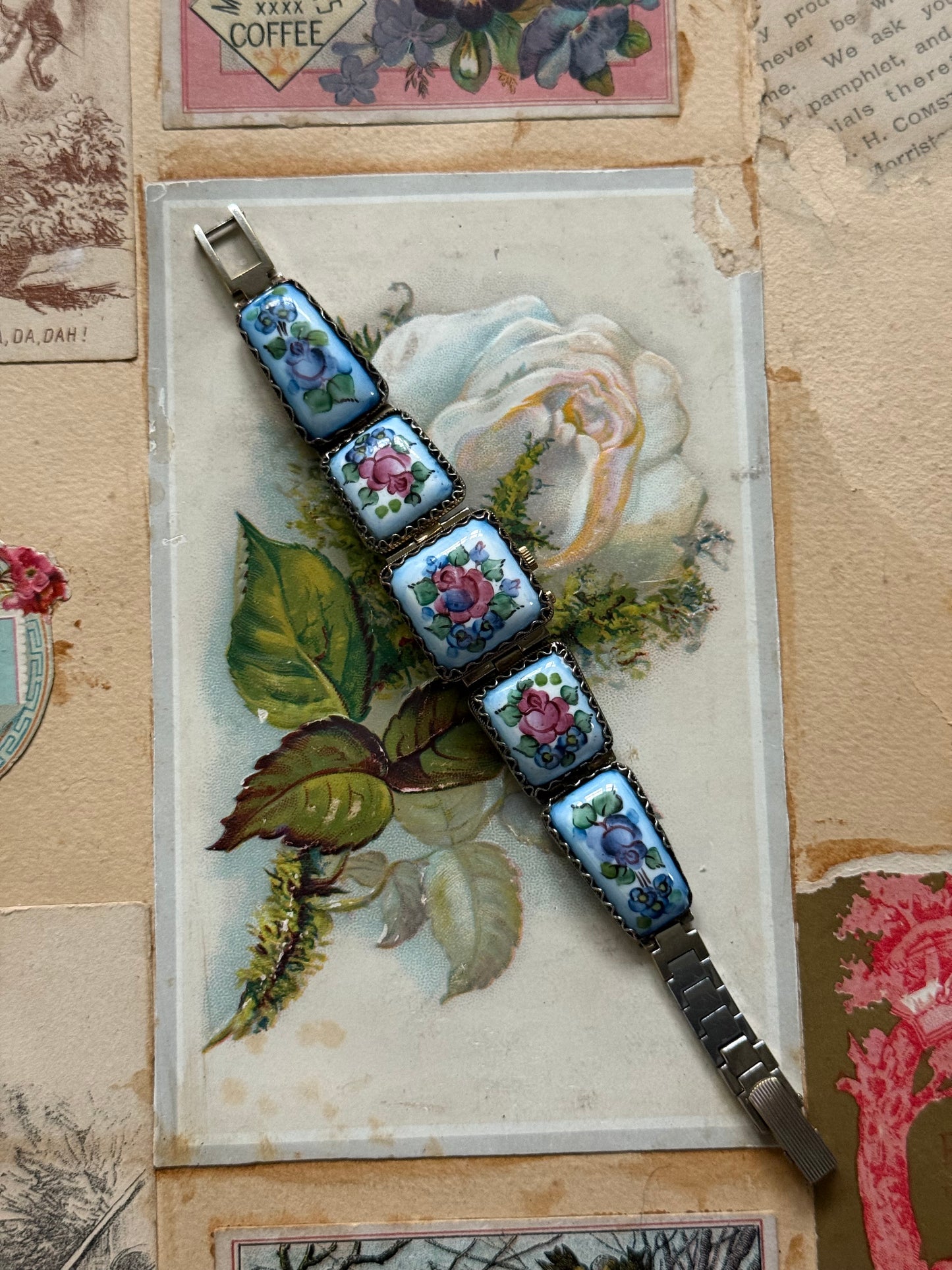 working two tone soviet enameled wind up peek a boo watch