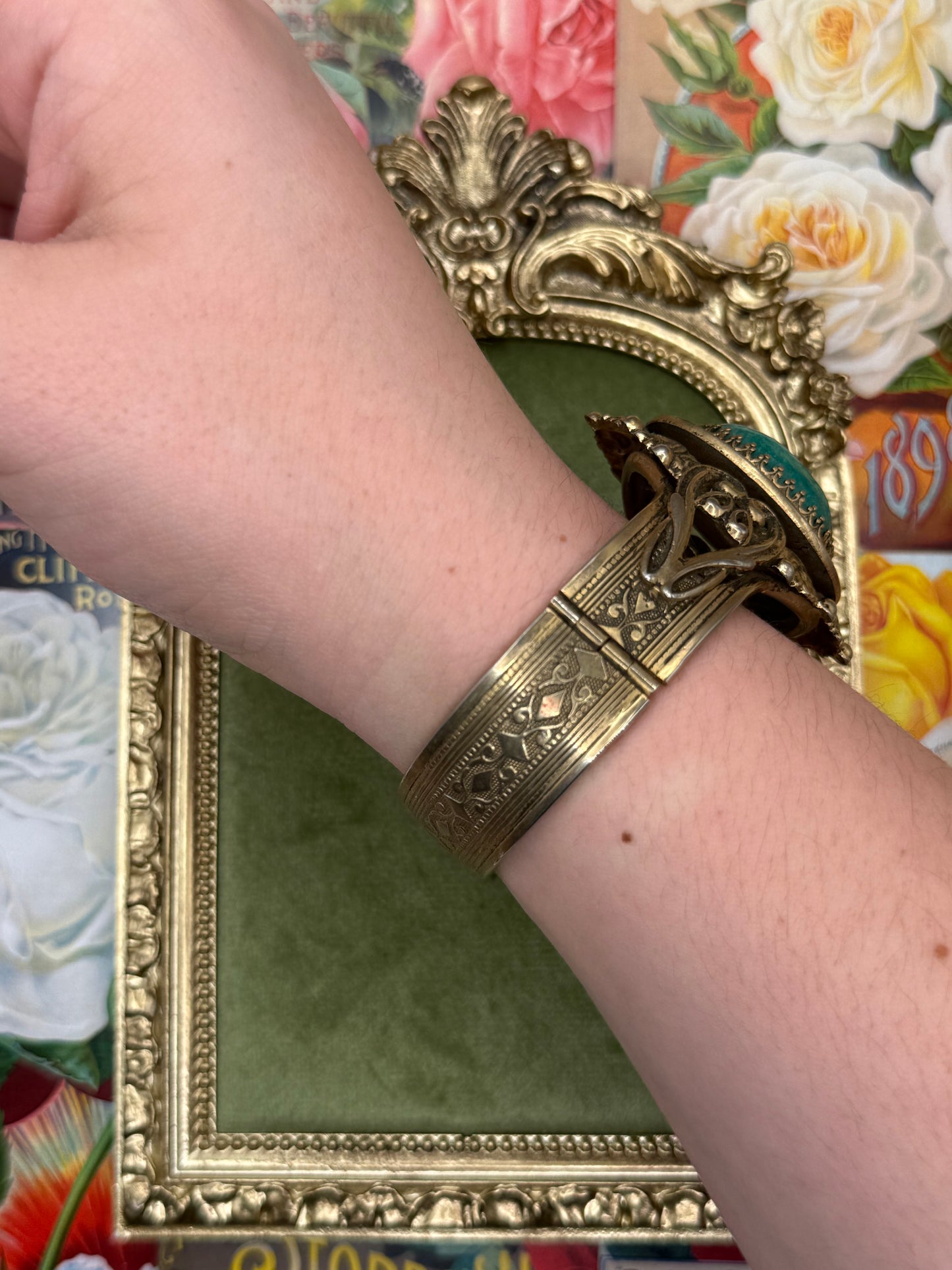 Vintage Gold Tone Hinge Cuff Bold Bracelet