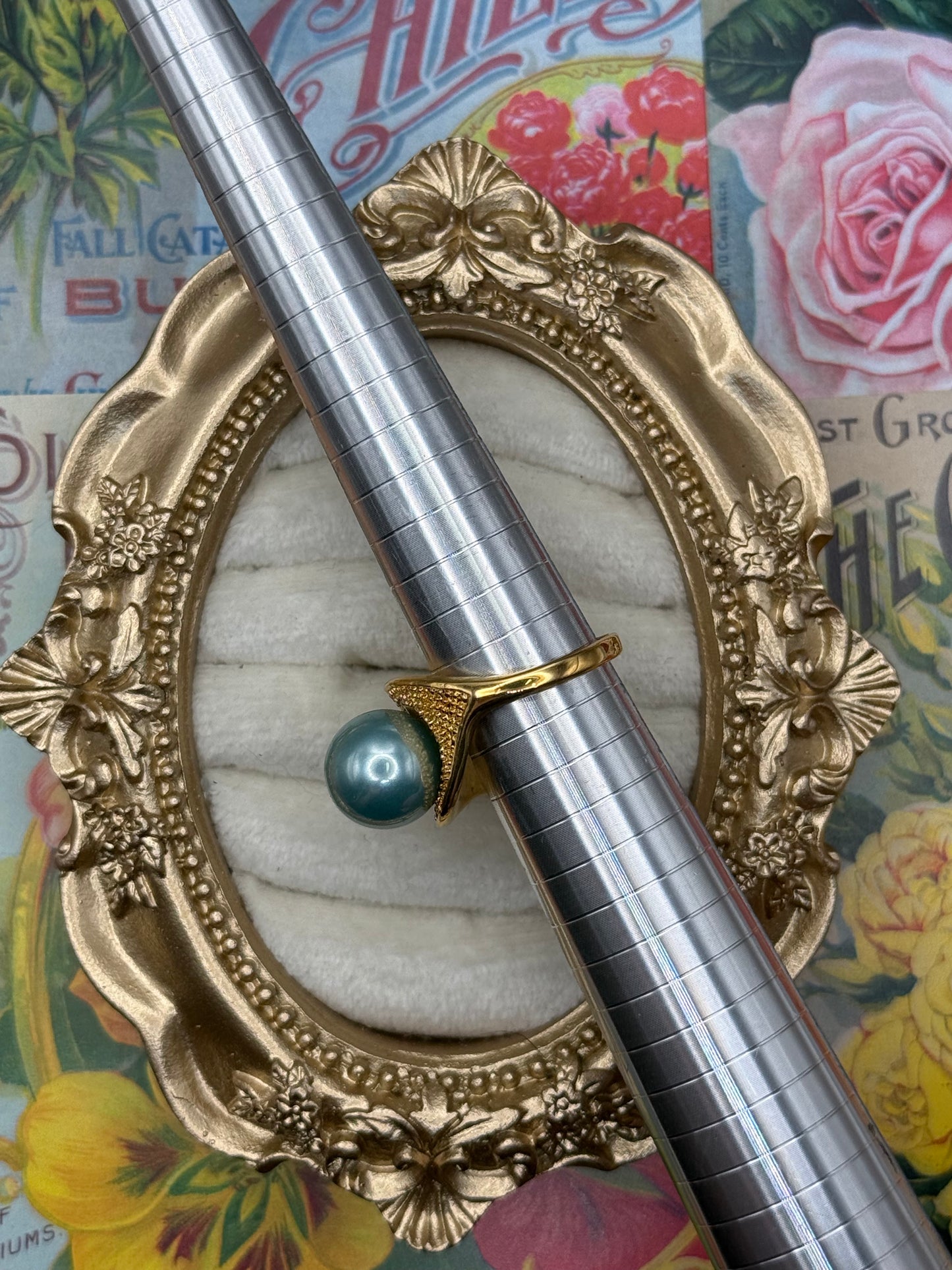 Vintage Gold Tone Pearl Ring Size 7