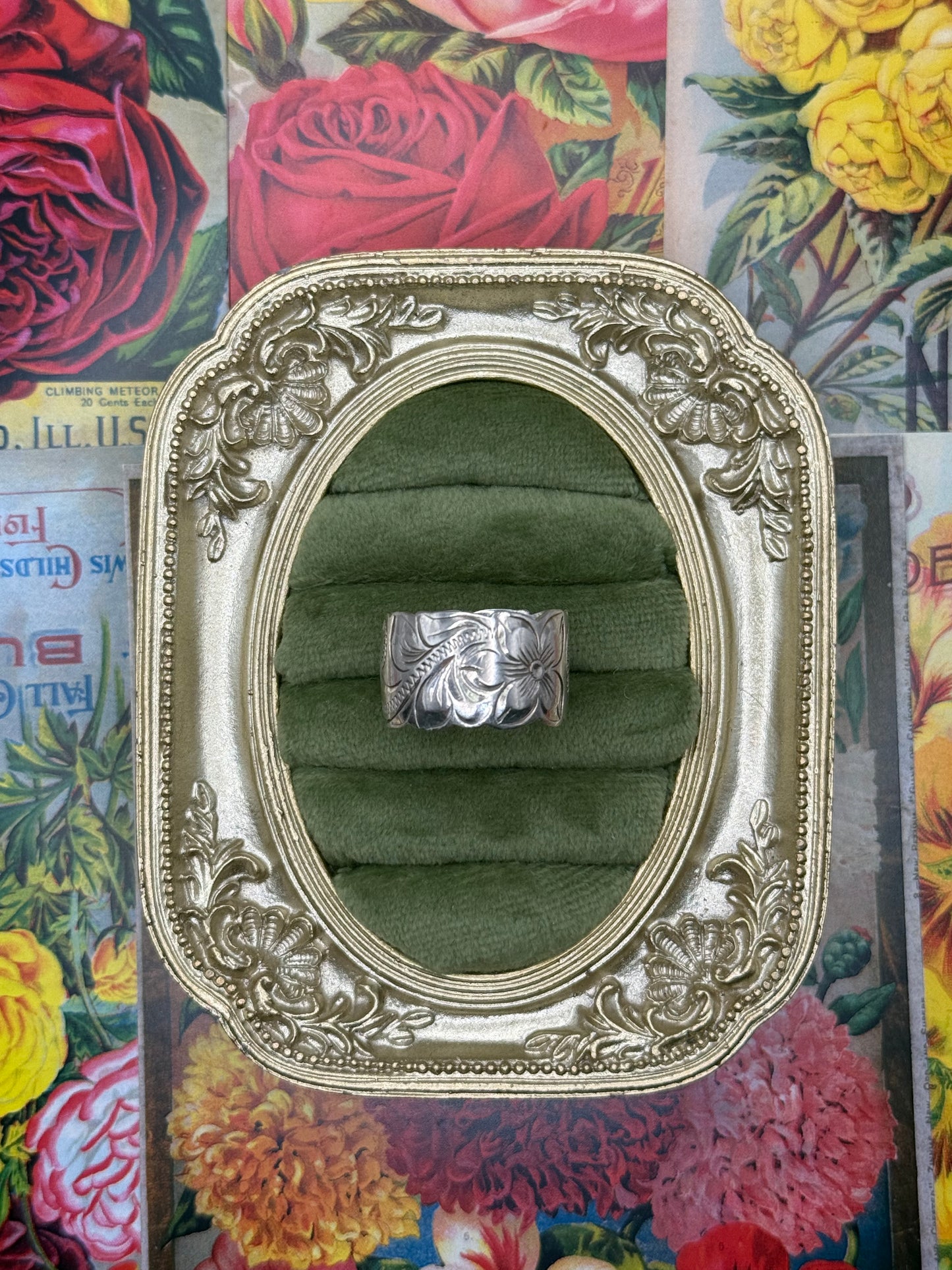 Vintage Sterling Silver Heavy Cigar Band Ring Size 11