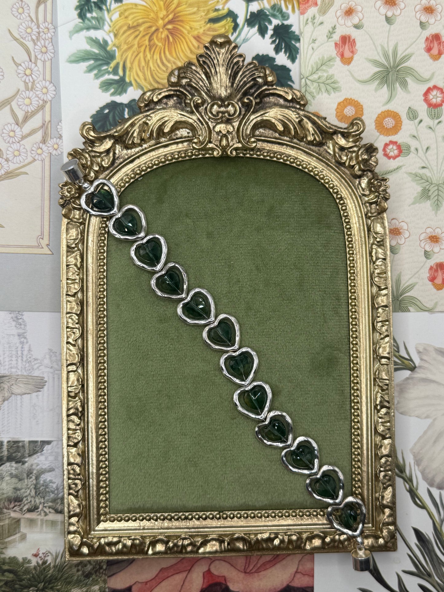 Vintage Silver Tone Magnetic Clasp Heart Bracelet