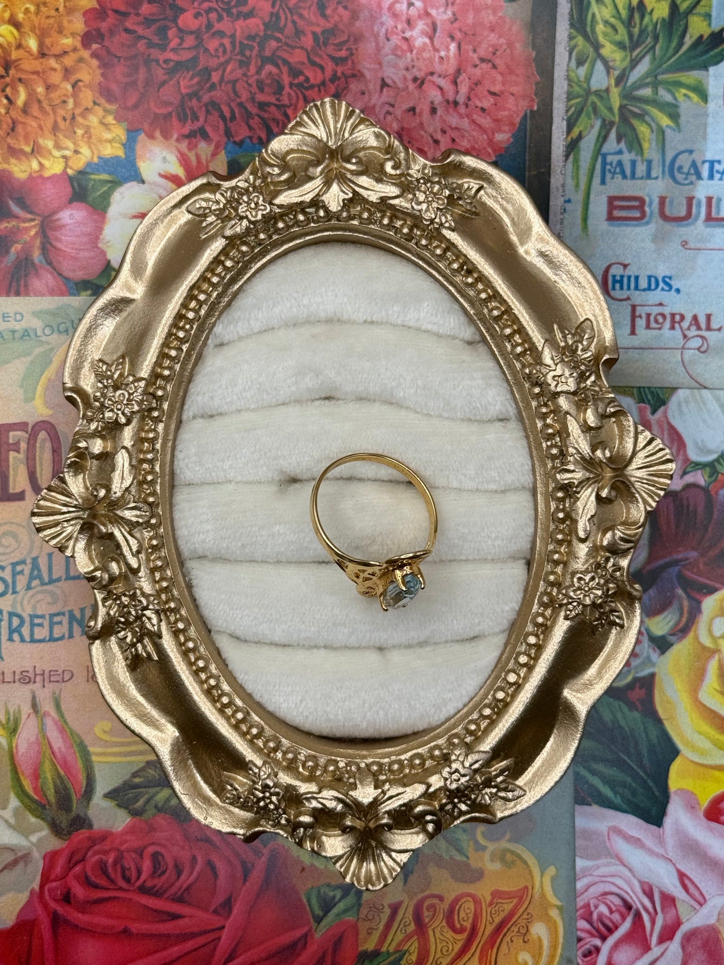 Vintage Gold Tone Ring Size 8