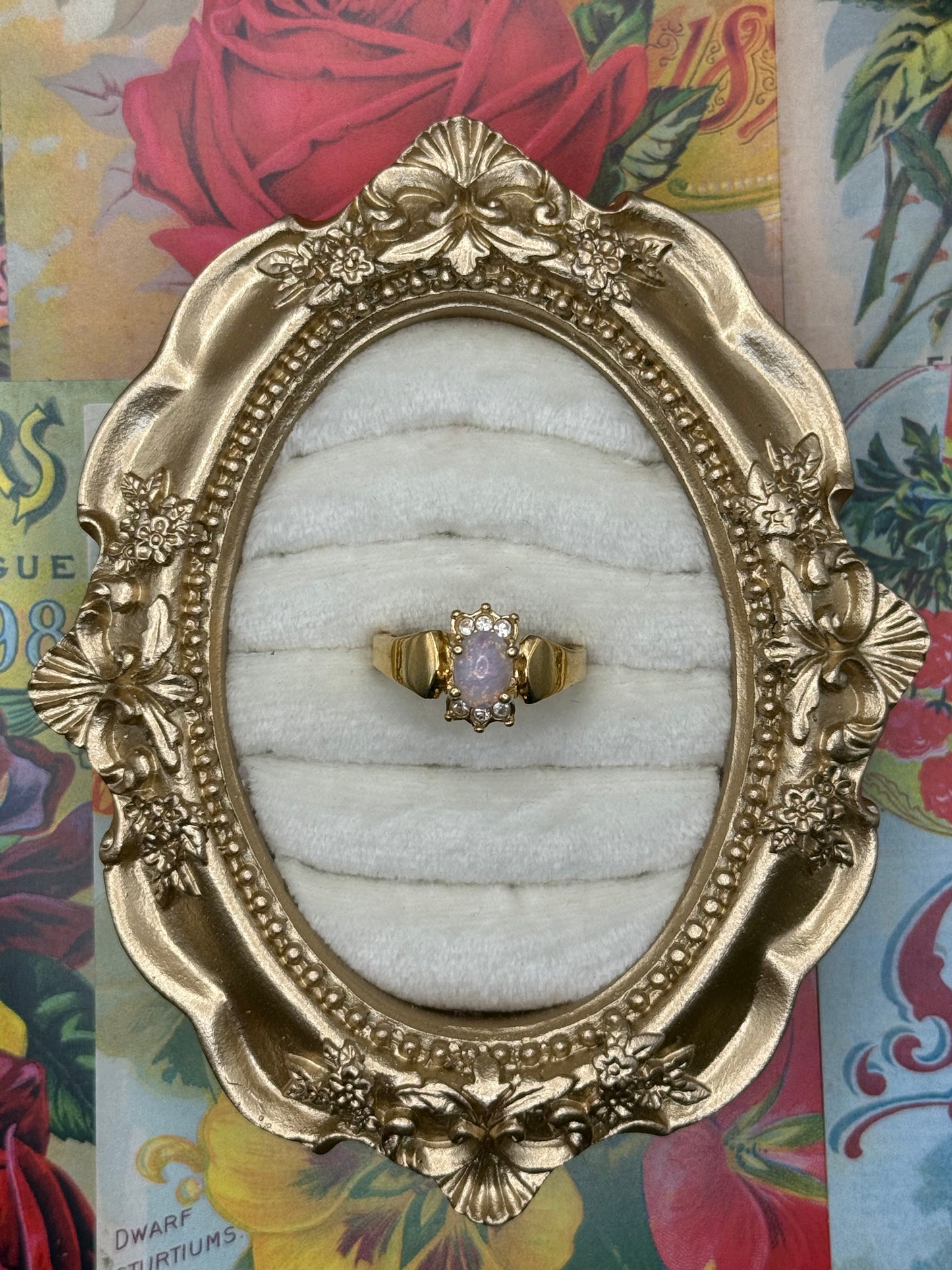 Vintage Gold Tone Faux Opal Ring Size 9