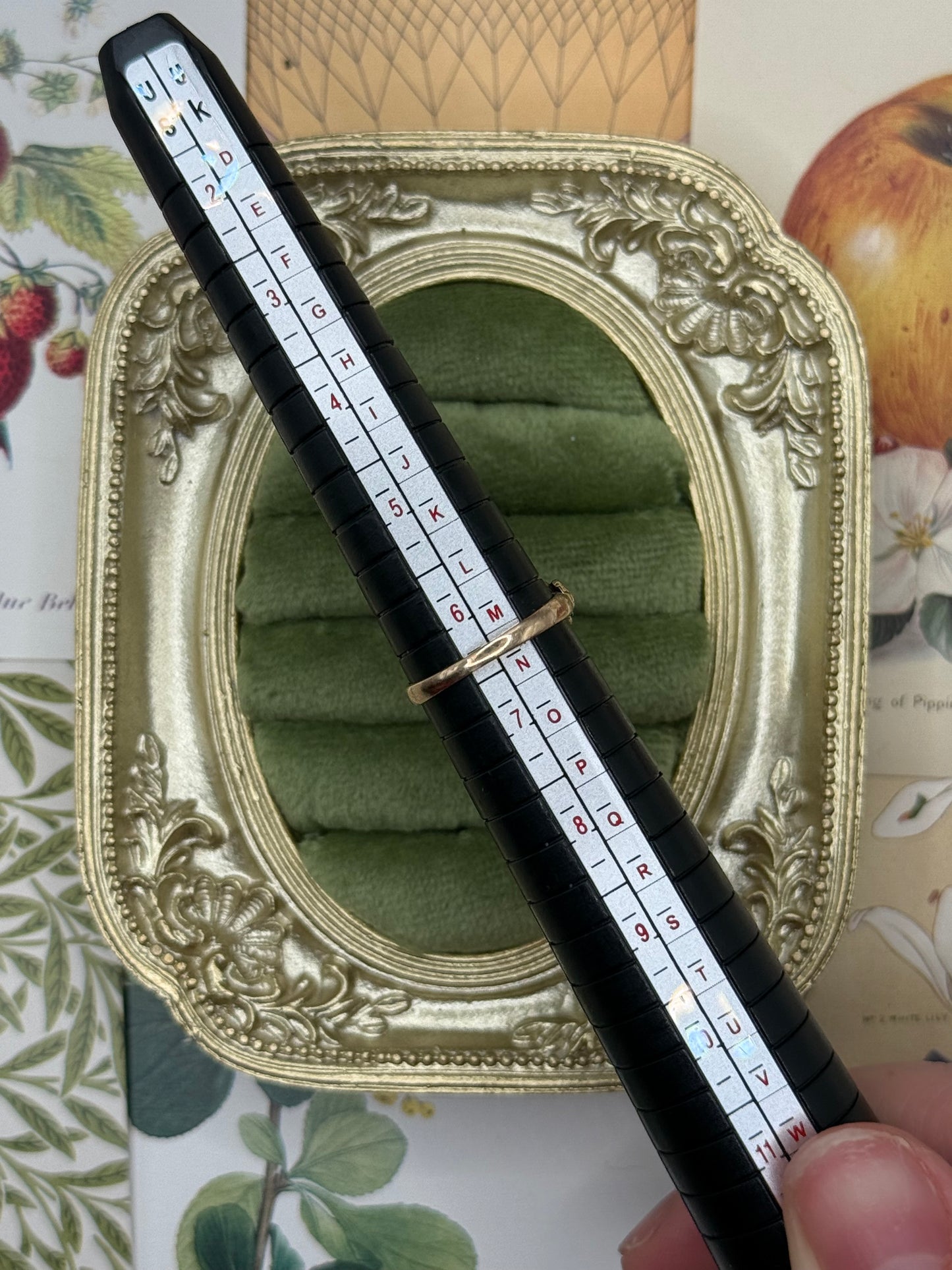 Vintage 10k Gold Cabochon Cut Opal Ring Size 6.5