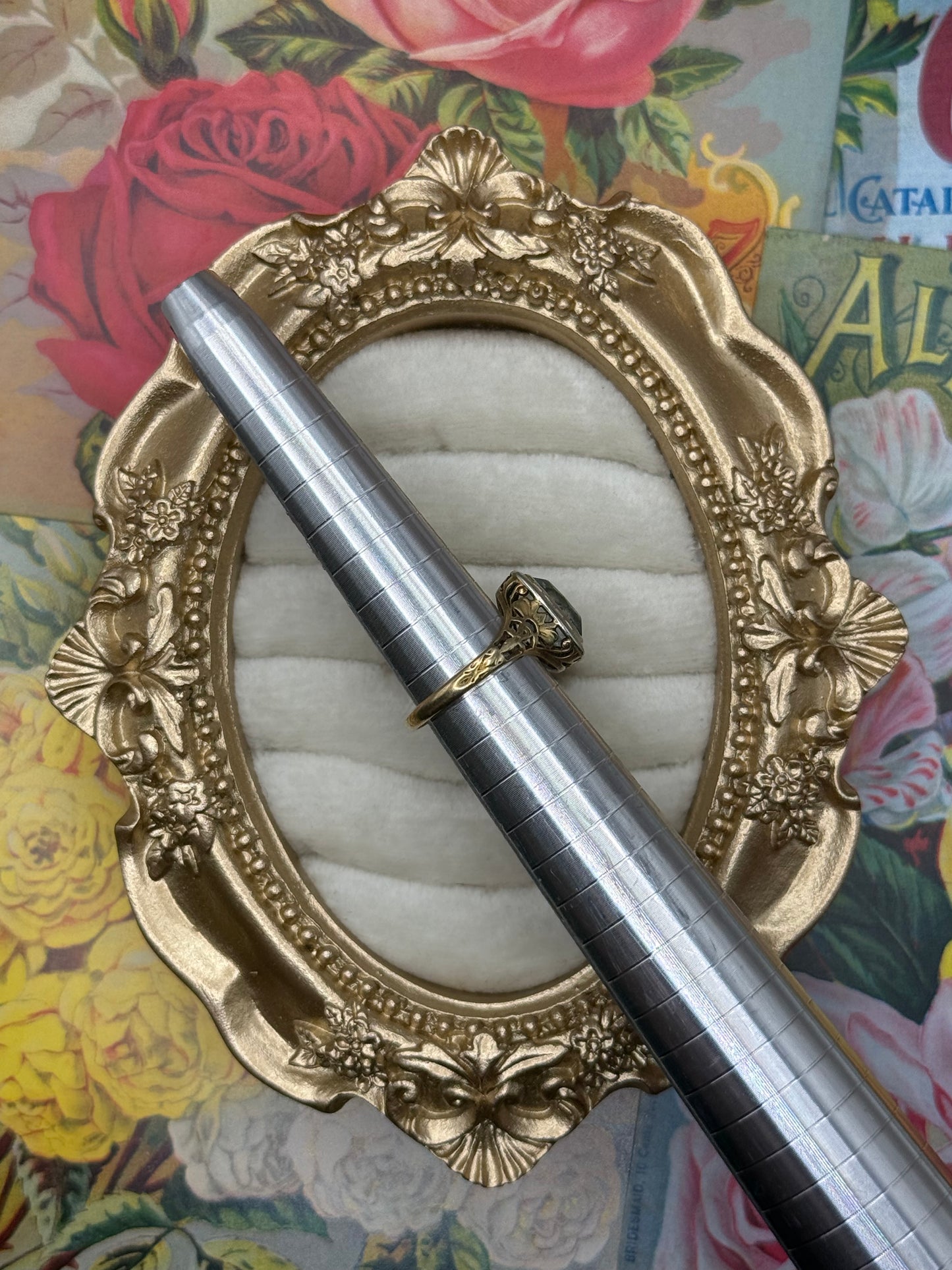 14k Solid Gold Two-Tone Detailed Art Deco Light Blue Stone Ring Size 4.75