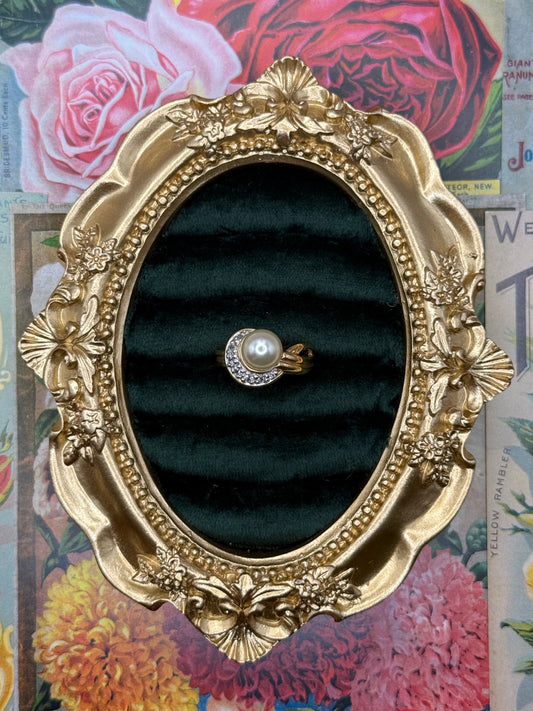 Vintage Gold Tone Pearl Ring Size 5
