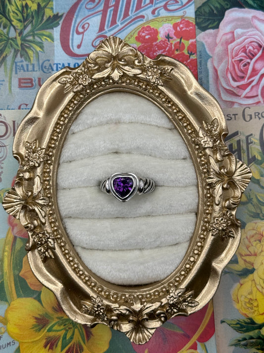 Vintage Silver Tone Heart Ring Size 6