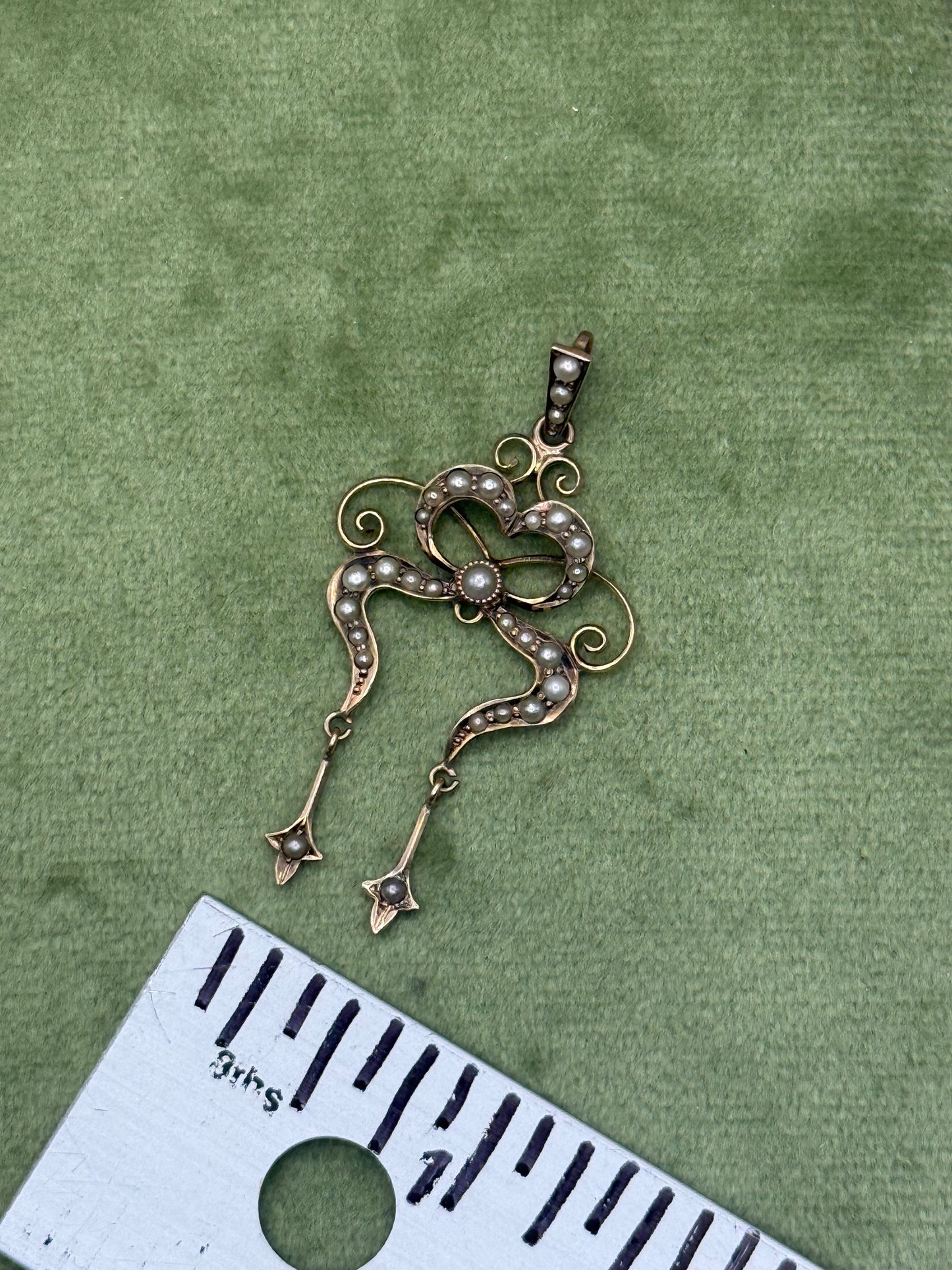10k Solid Gold Edwardian Lavalier Seed Pearl Pendant