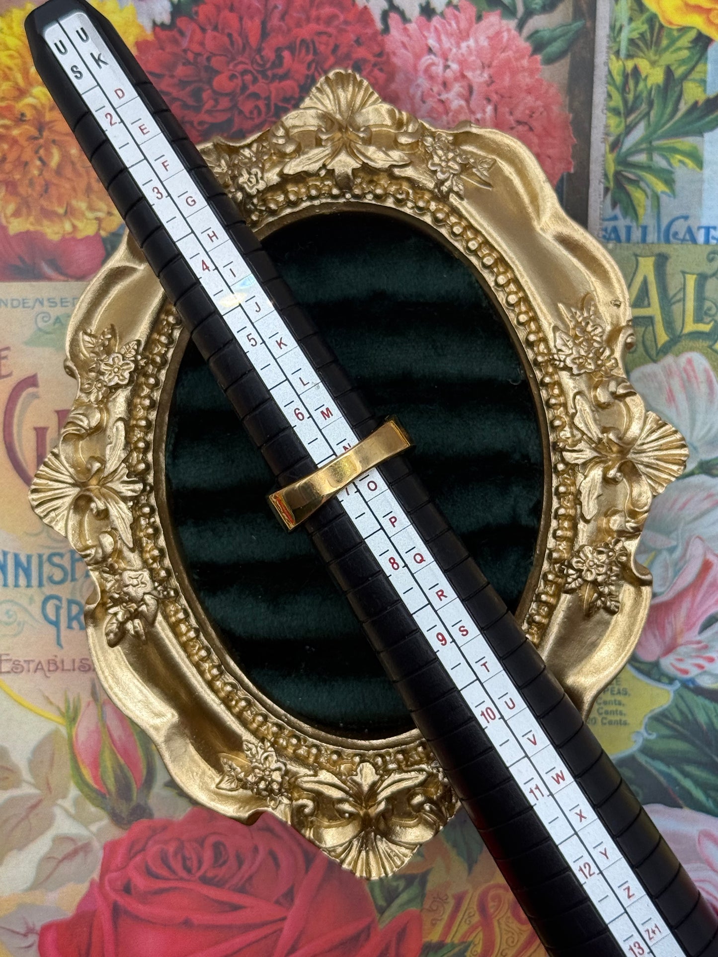 Vintage Gold Tone Ring Size 7