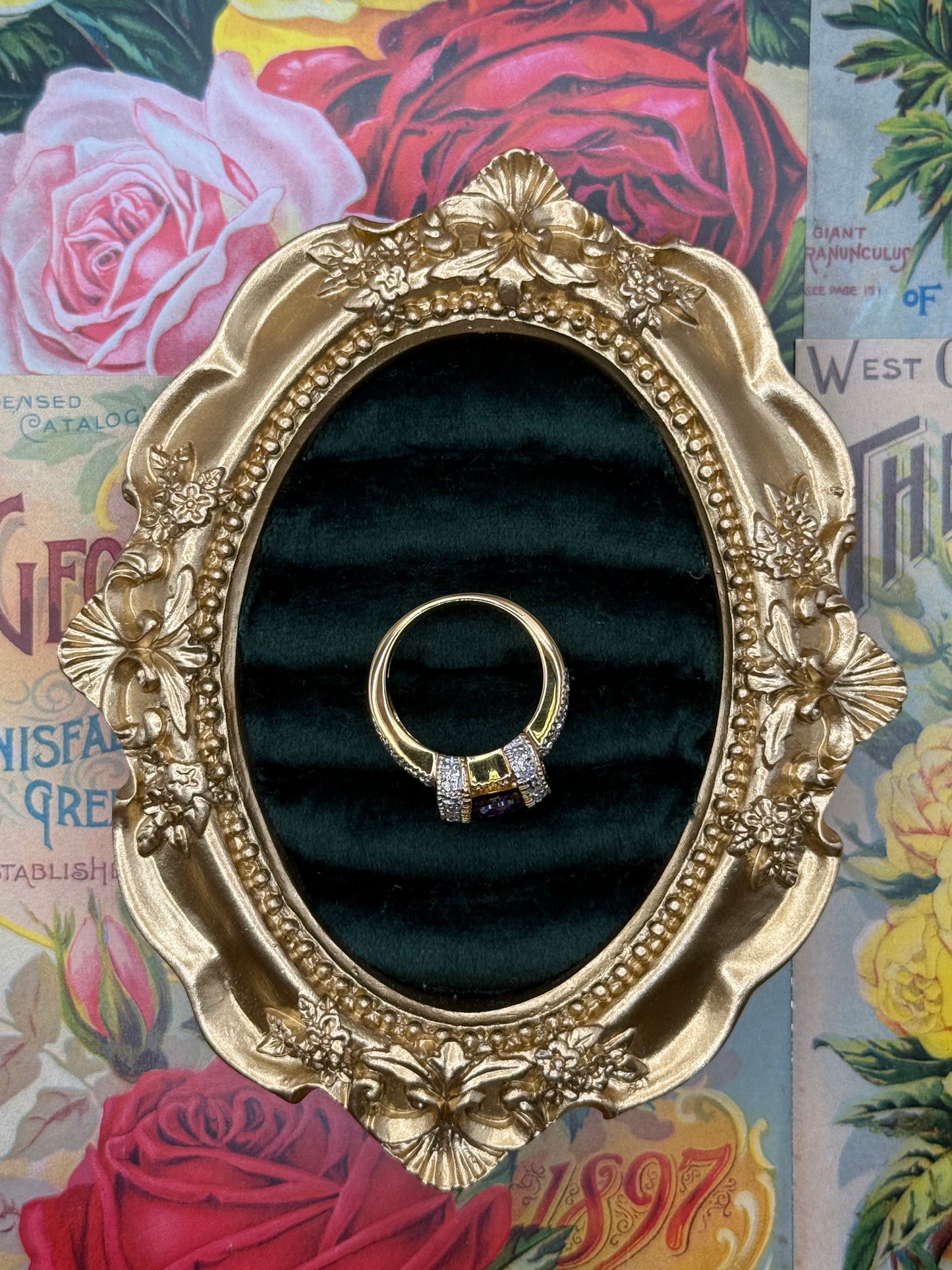 Vintage Gold Tone Old Stock Ring Size 7