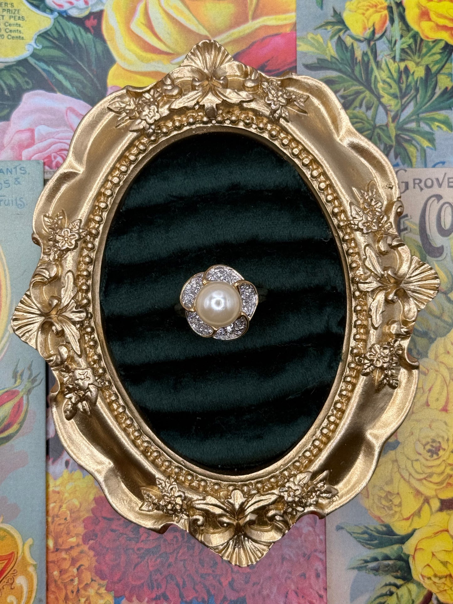 Vintage Gold Tone Pearl Flower Ring Size 9
