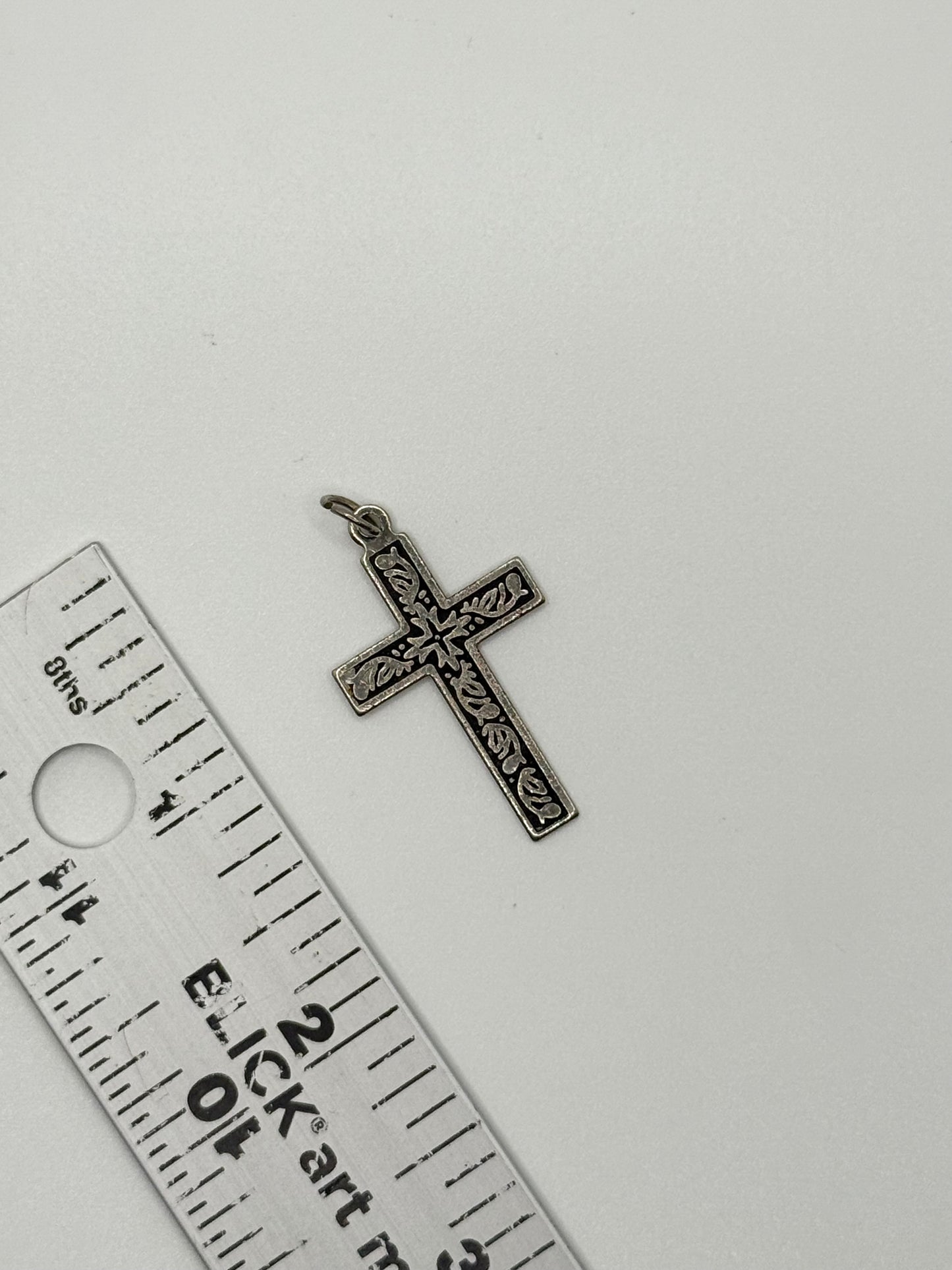 silver tone etched cross pendant