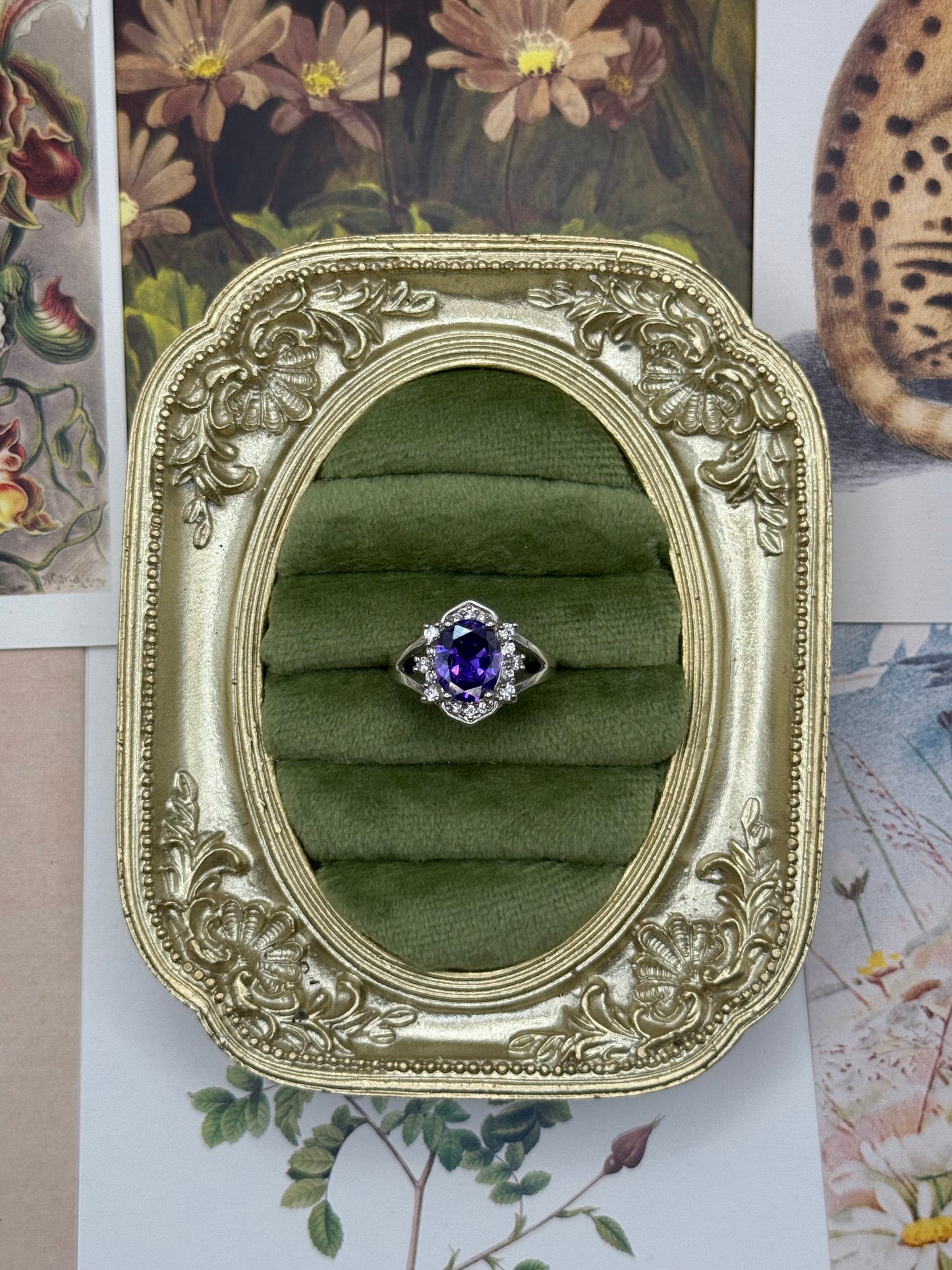 Vintage Silver Tone Gemstone Ring Size 8