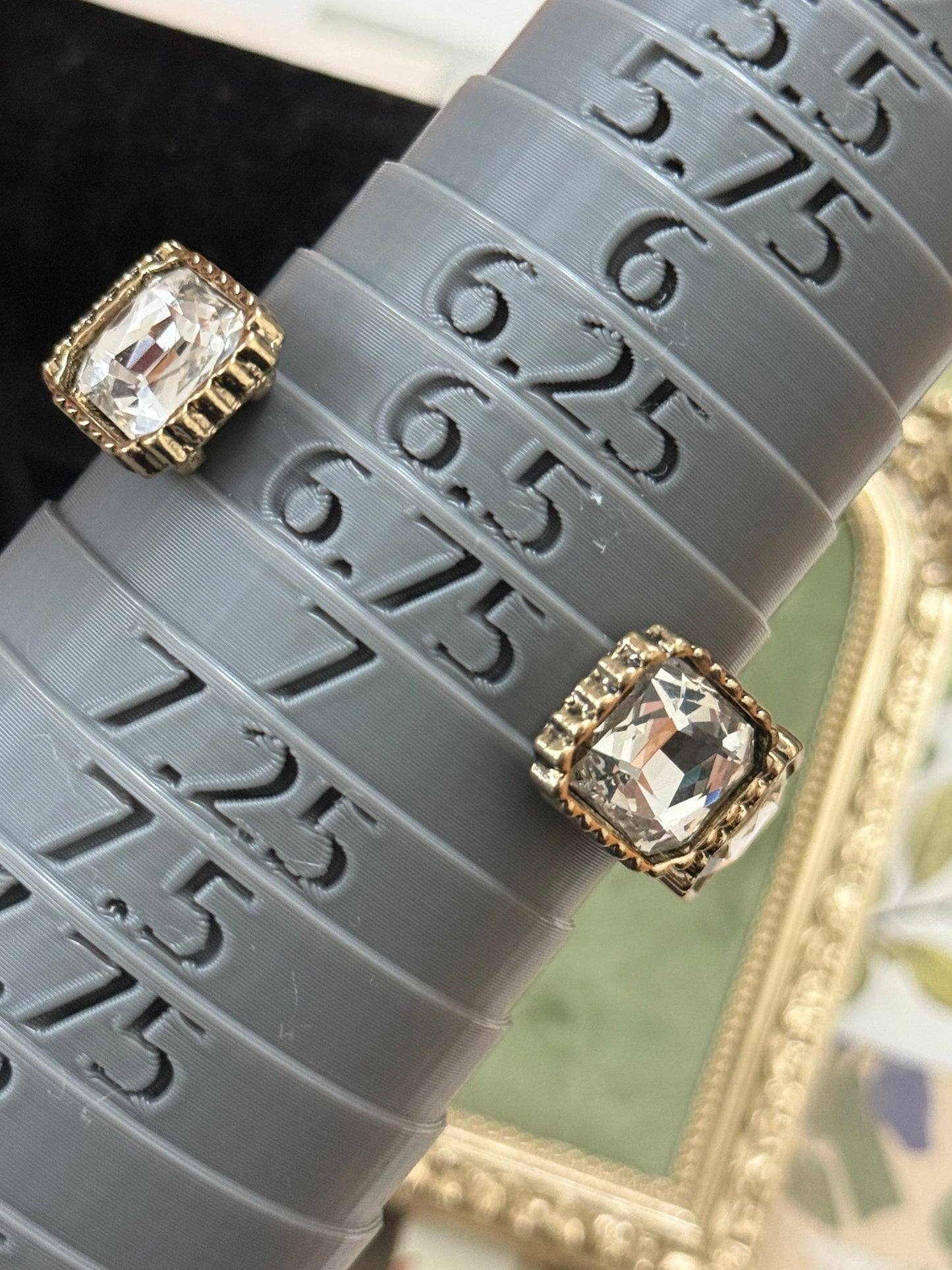 Vintage Gold Tone Rhinestoned Cuff