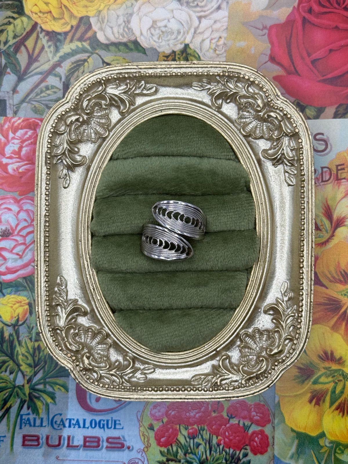 Vintage Silver Tone Sarah Coventry Bypass Ring Size 6