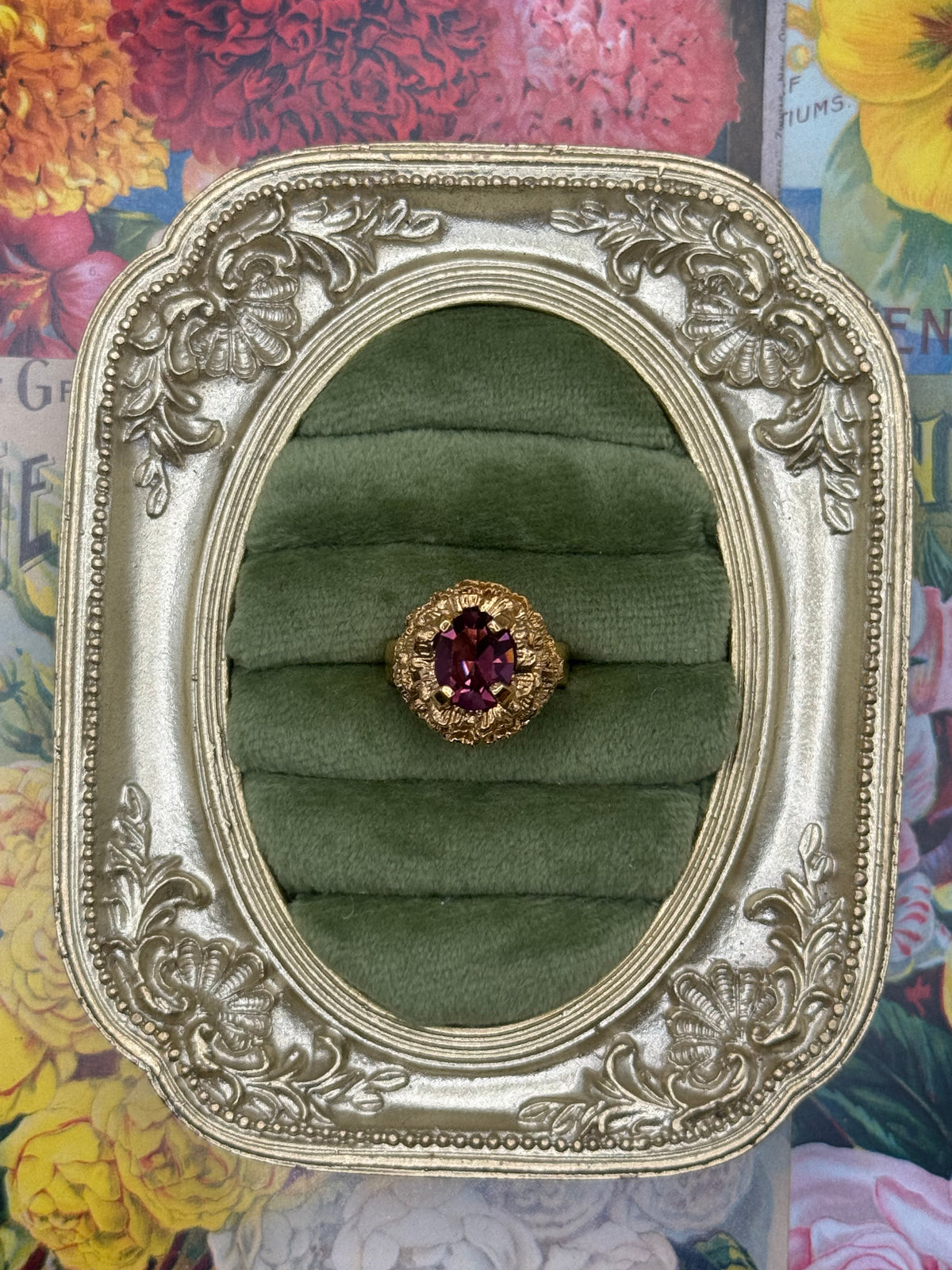Vintage Gold Tone Adjustable Ring Size 6.5