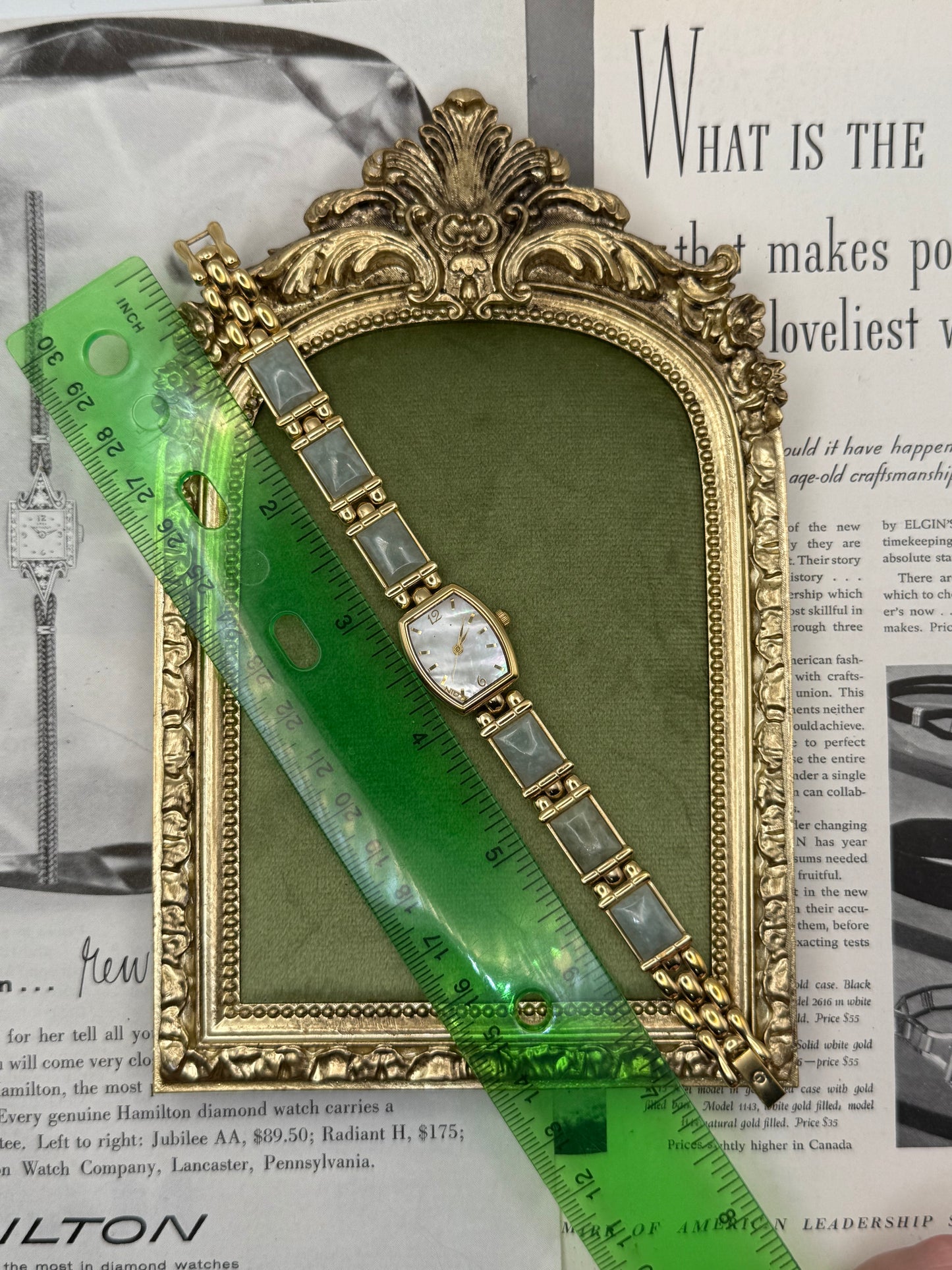 Nonworking Vintage Gold Tone Jade Watch
