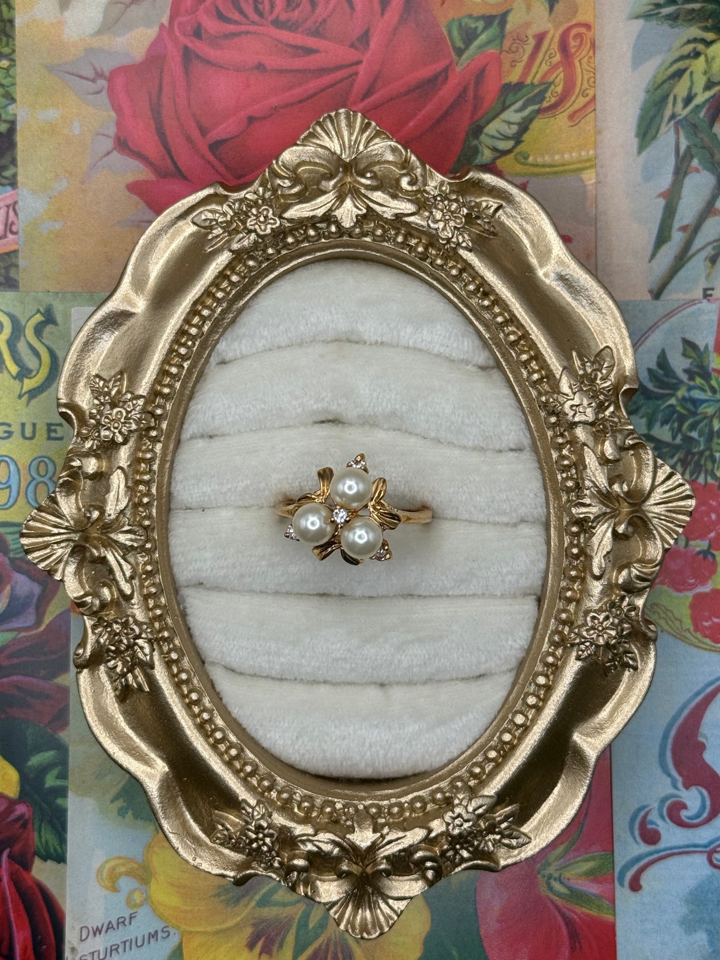 Vintage Gold Tone Pearl Ring Size 9.25