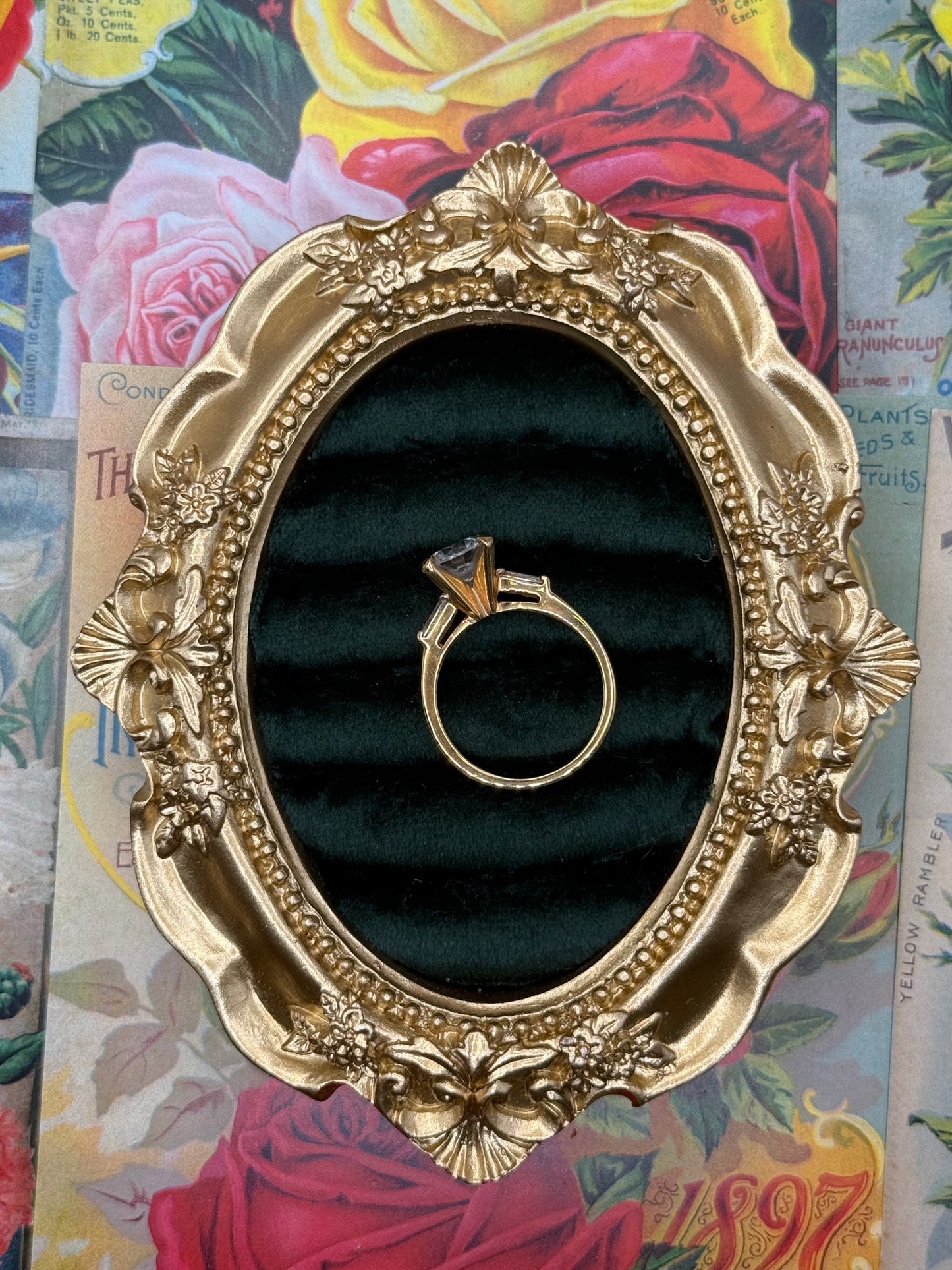 Vintage Gold Tone Ring Size 8.75