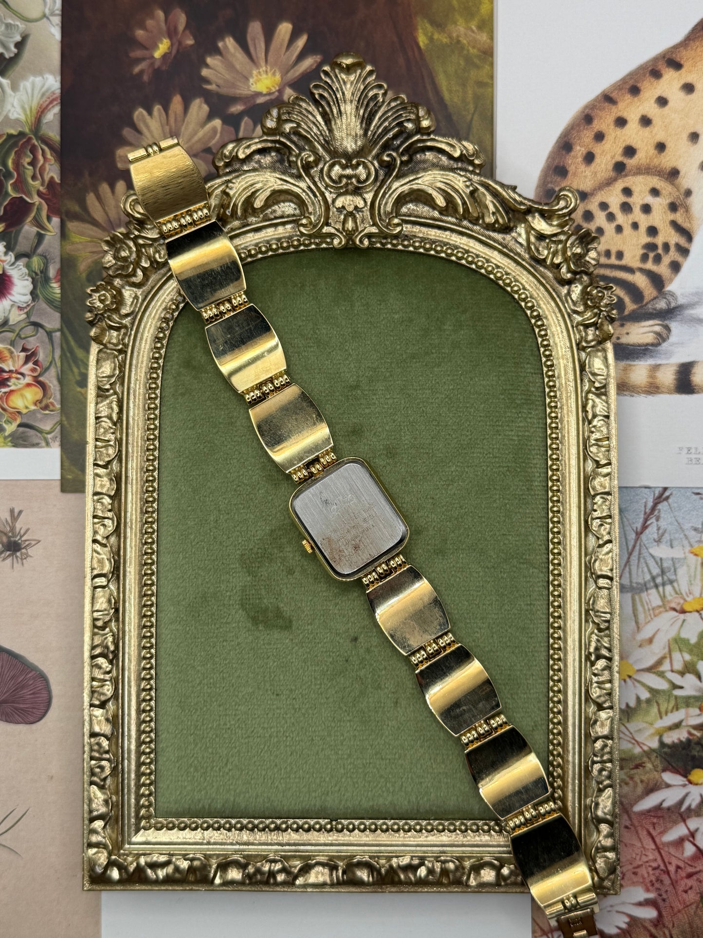 Working Vintage Gold Tone Gemstone Watch