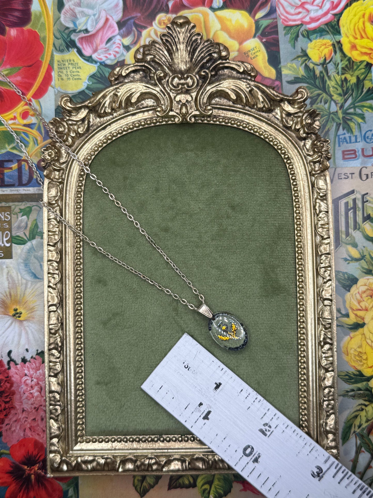 Vintage Silver Tone Iridescent Flower Necklace 18”