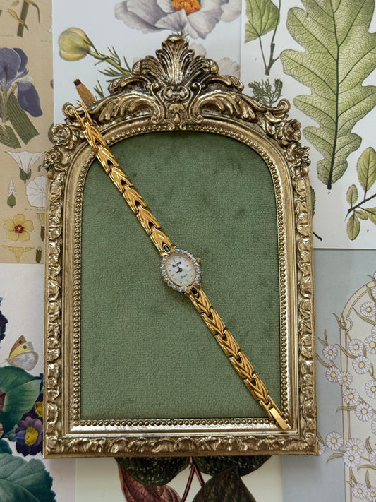 Nonworking Vintage Gold Tone Blue Stone Watch