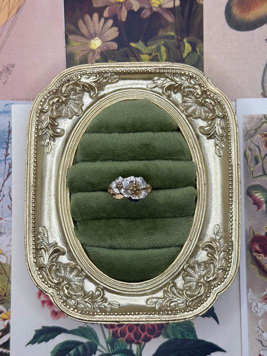 Vintage Two Tone Avon Floral Ring Size 5.75