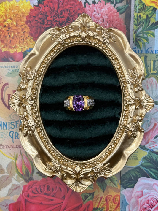 Vintage Gold Tone Old Stock Ring Size 5