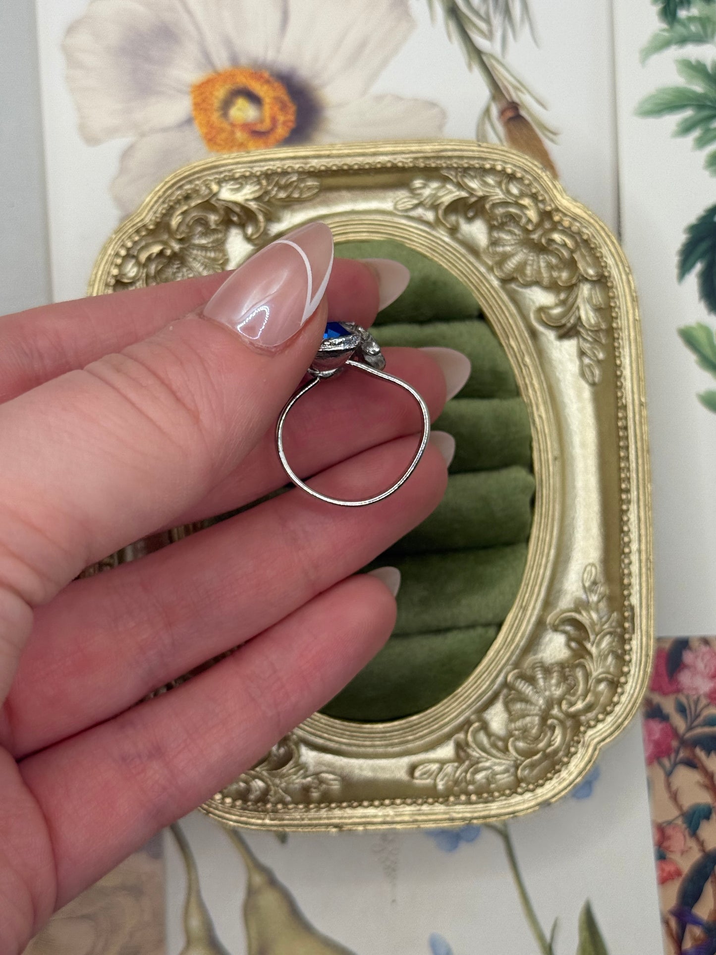 Vintage Silver Tone Blue Stone Ring Size 8