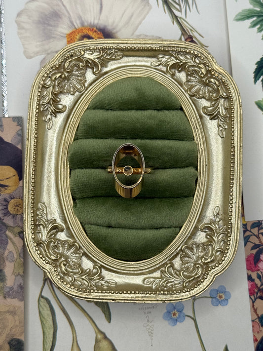 Vintage Gold Tone Ring Size 7