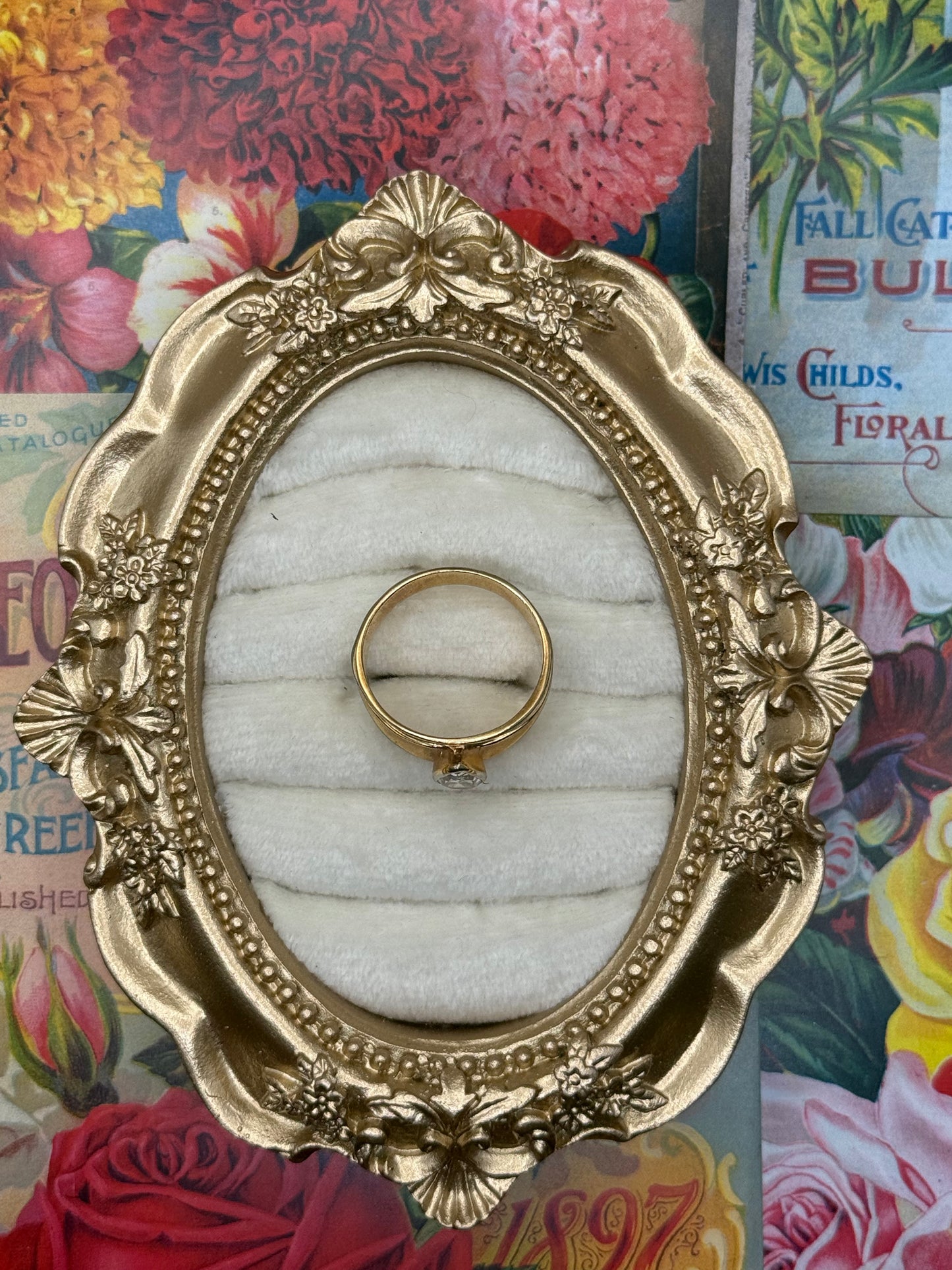 Vintage Gold Tone Ring Size 9