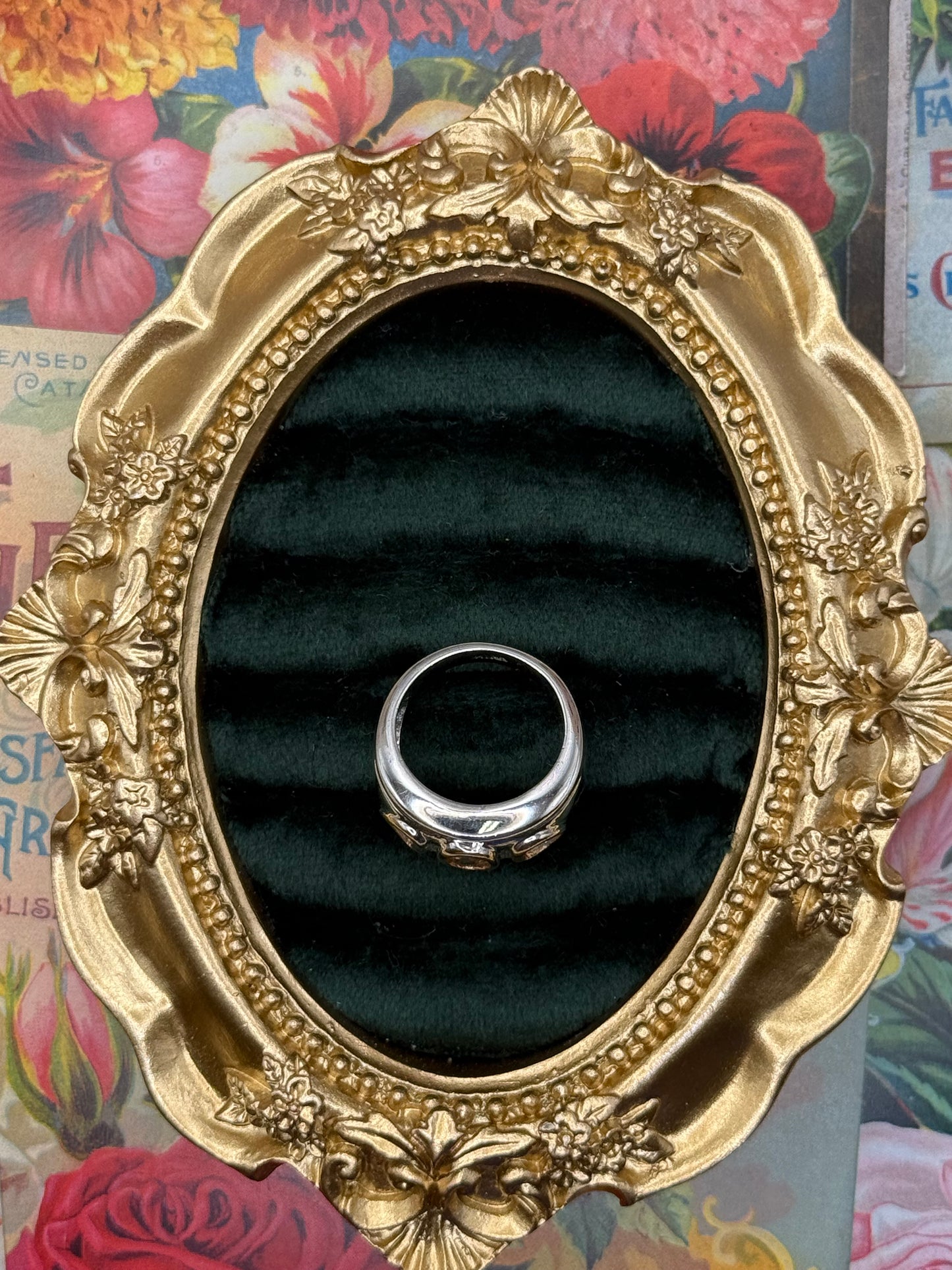 Vintage Two Tone Bezel Ring Size 5